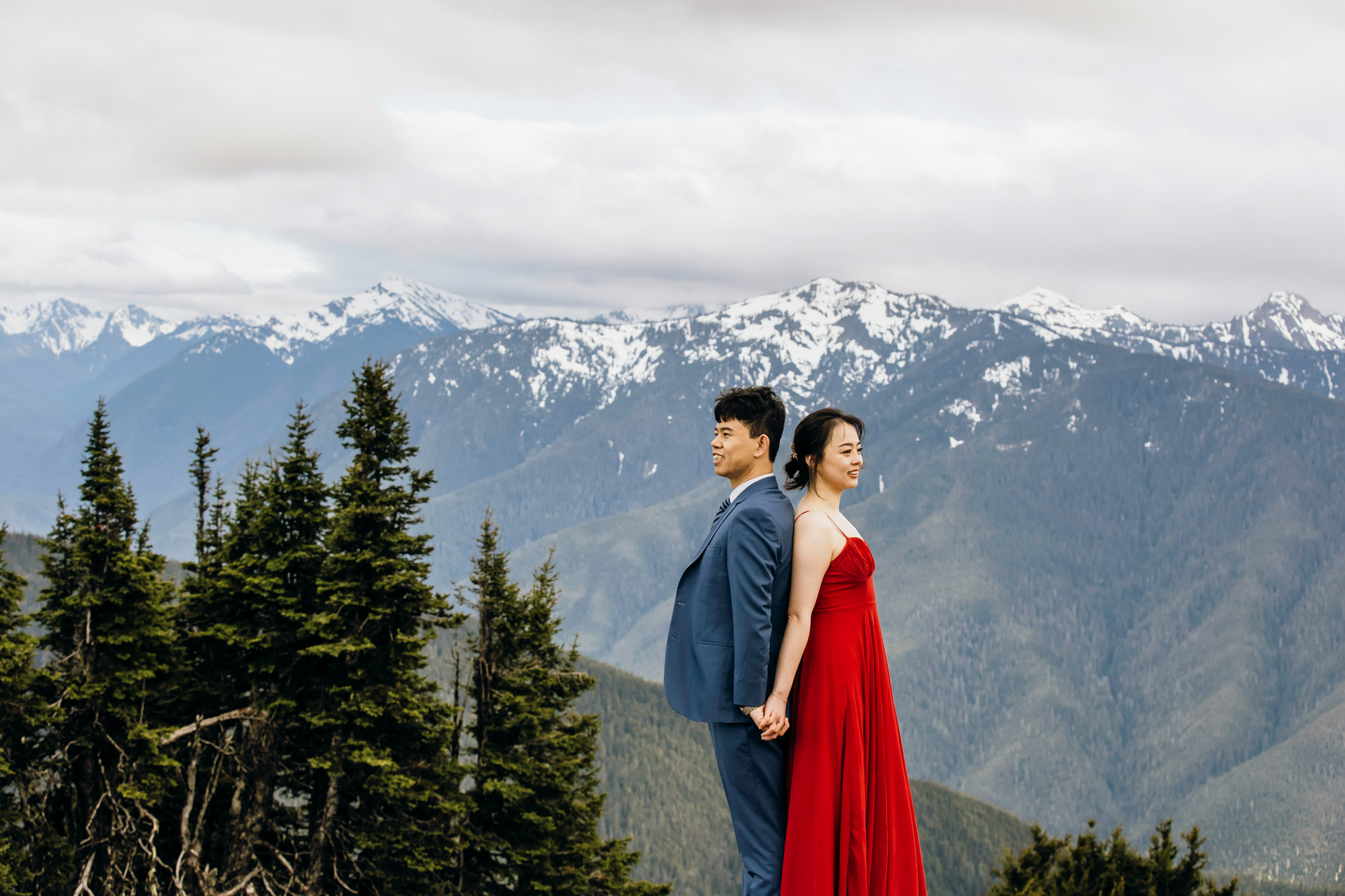 Pacific Northwest mountain engagement session by Seattle adventure elopement photographer James Thomas Long Photography