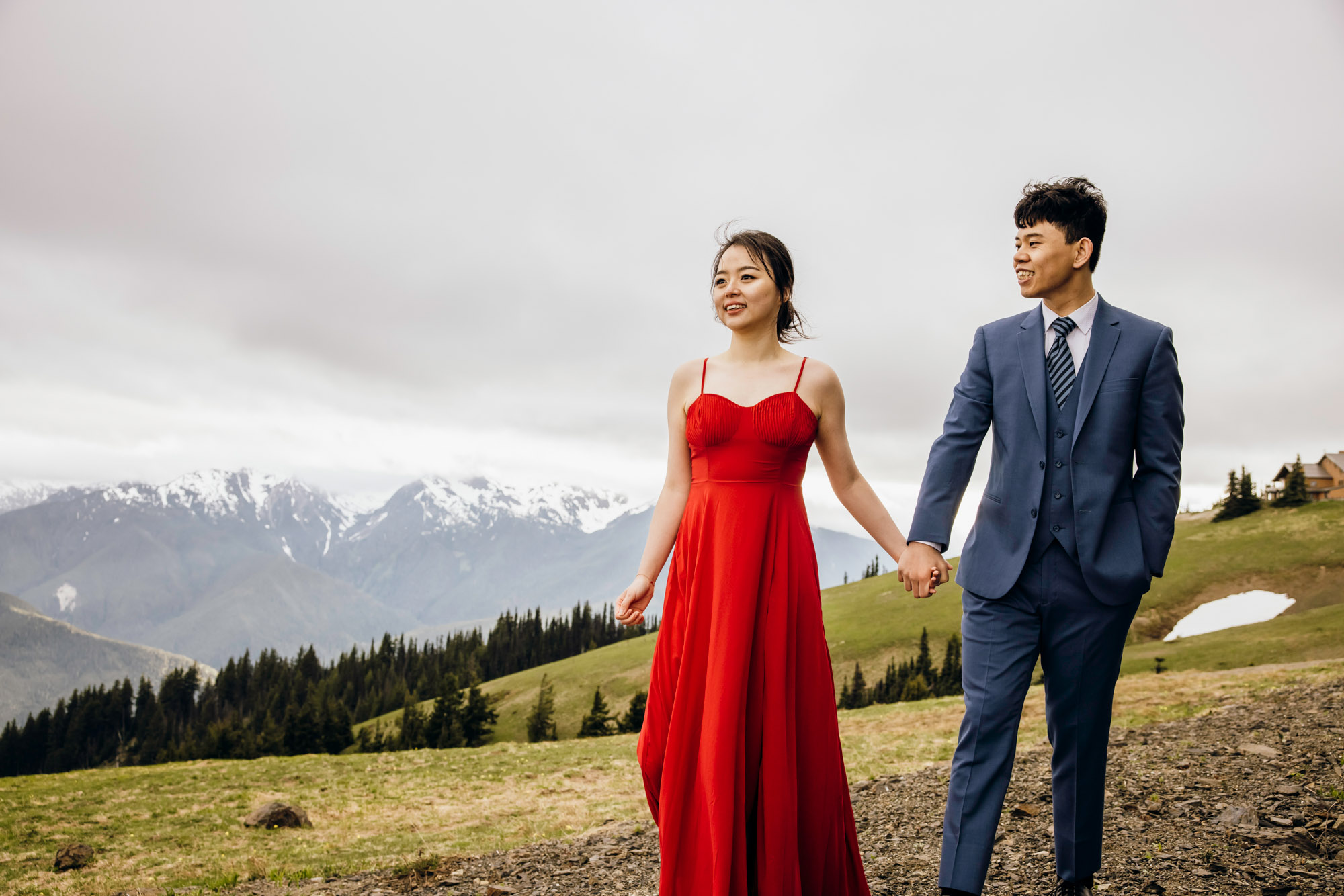 Pacific Northwest mountain engagement session by Seattle adventure elopement photographer James Thomas Long Photography