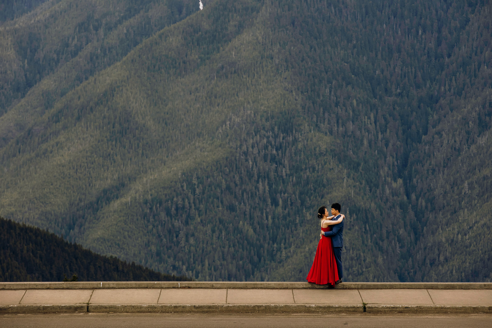 Pacific Northwest mountain engagement session by Seattle adventure elopement photographer James Thomas Long Photography