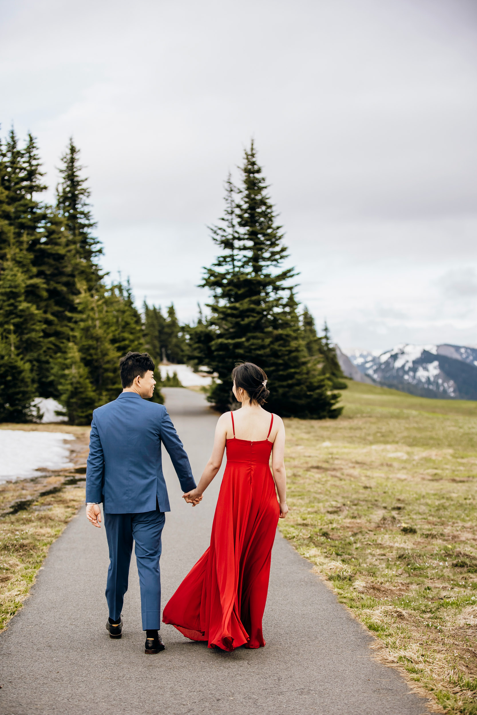 Pacific Northwest mountain engagement session by Seattle adventure elopement photographer James Thomas Long Photography