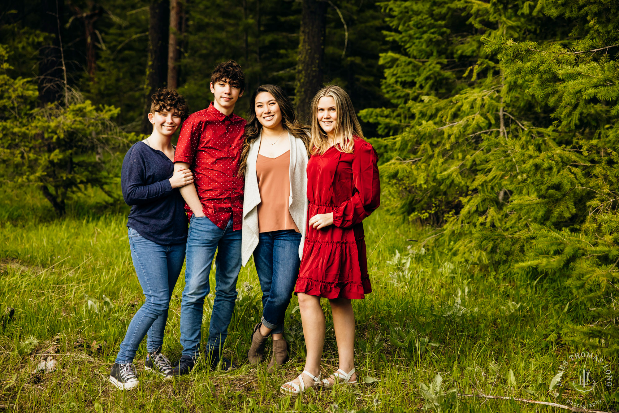 Cle Elum family session by Snoqualmie Family Photographer James Thomas Long Photography