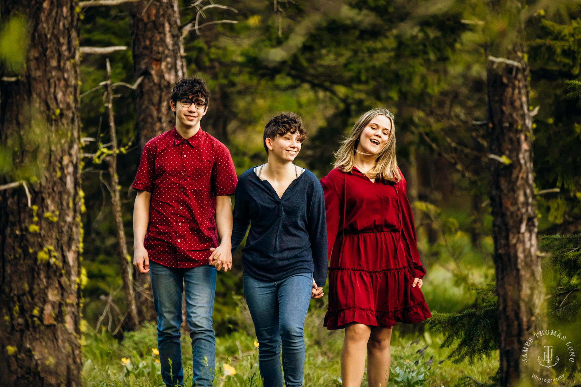 Cle Elum family session by Snoqualmie Family Photographer James Thomas Long Photography