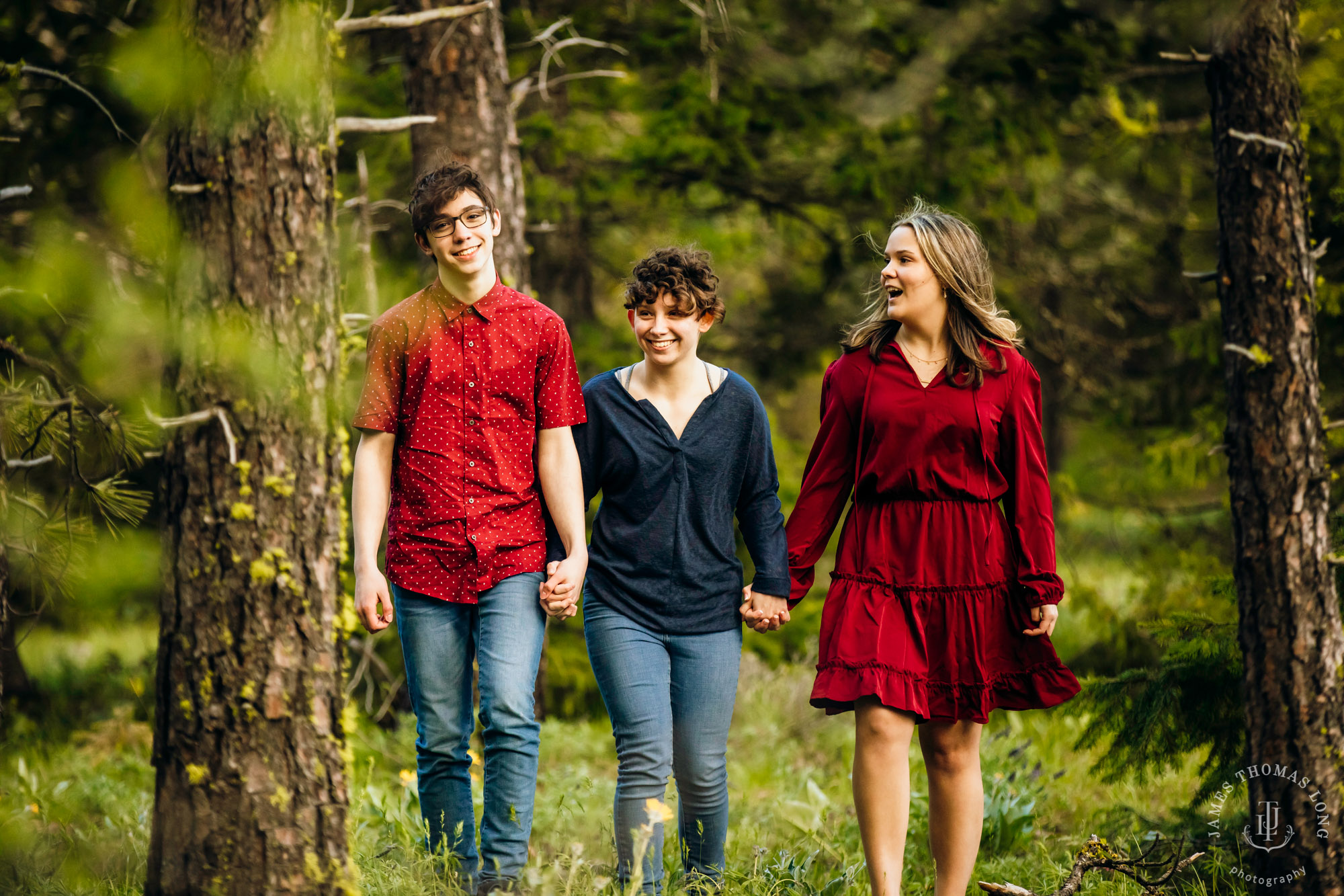 Cle Elum family session by Snoqualmie Family Photographer James Thomas Long Photography