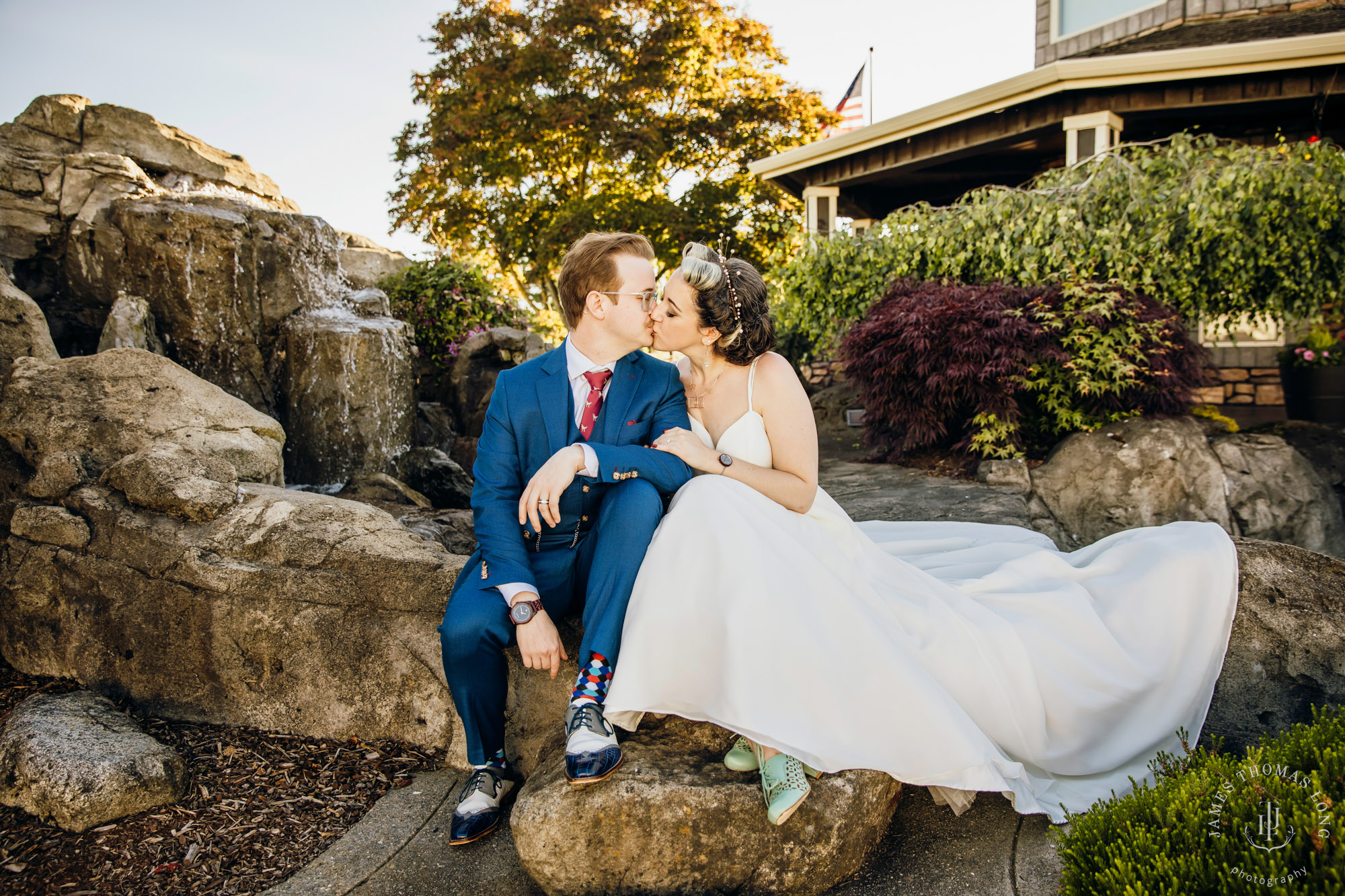 Mountain View Manor Enumclaw Mount Rainier wedding by Seattle wedding photographer James Thomas Long Photography