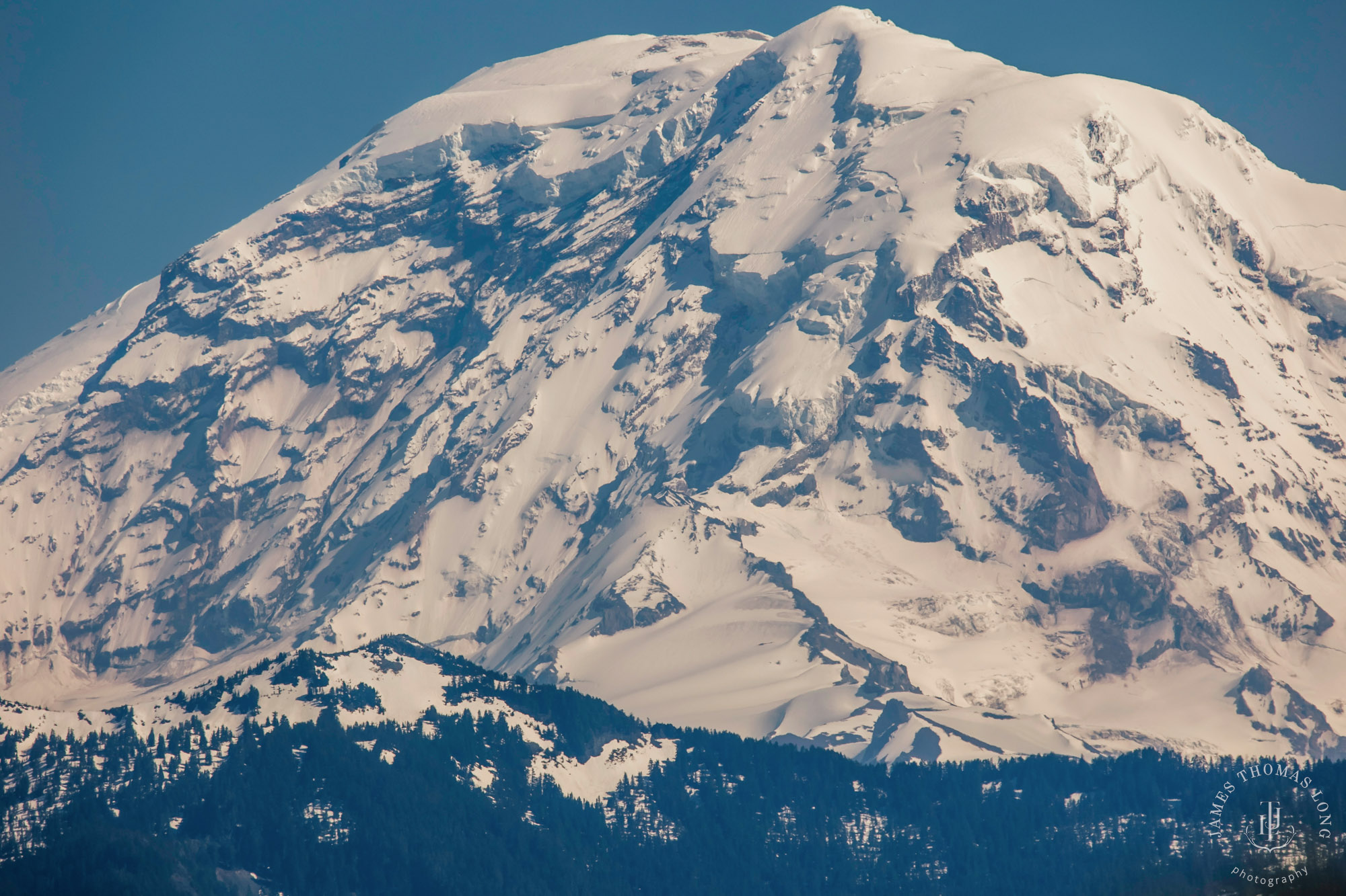 Mountain View Manor Enumclaw Mount Rainier wedding by Seattle wedding photographer James Thomas Long Photography