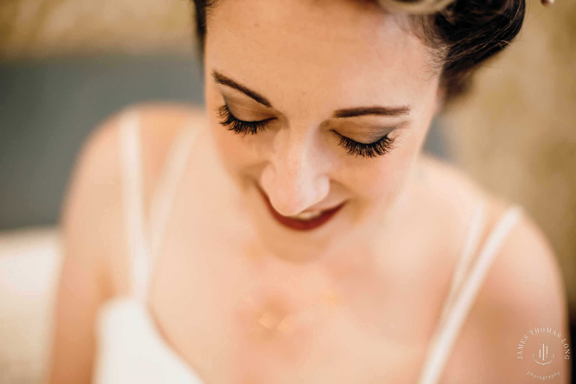 Mountain View Manor Enumclaw Mount Rainier wedding by Seattle wedding photographer James Thomas Long Photography