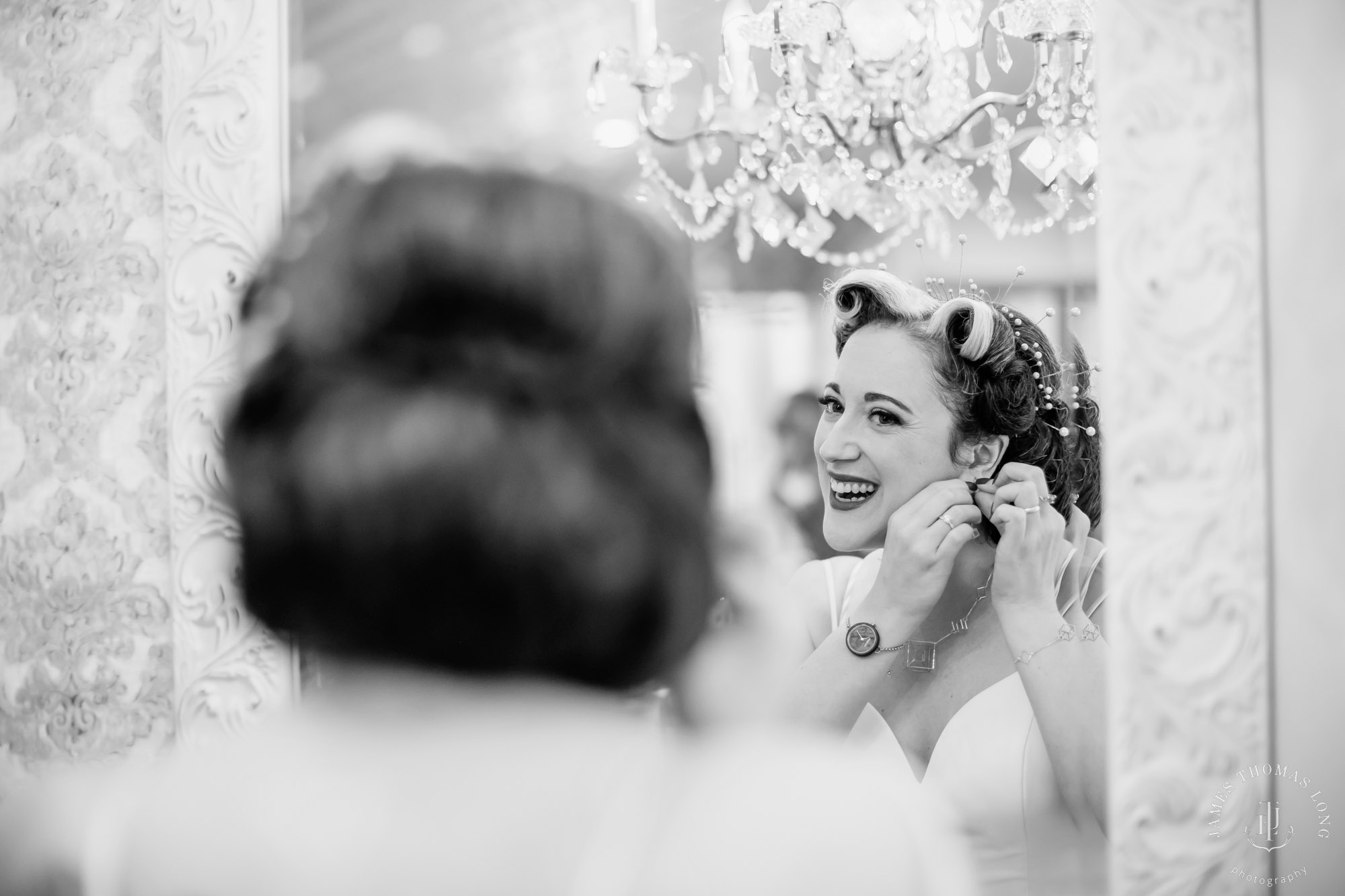 Mountain View Manor Enumclaw Mount Rainier wedding by Seattle wedding photographer James Thomas Long Photography