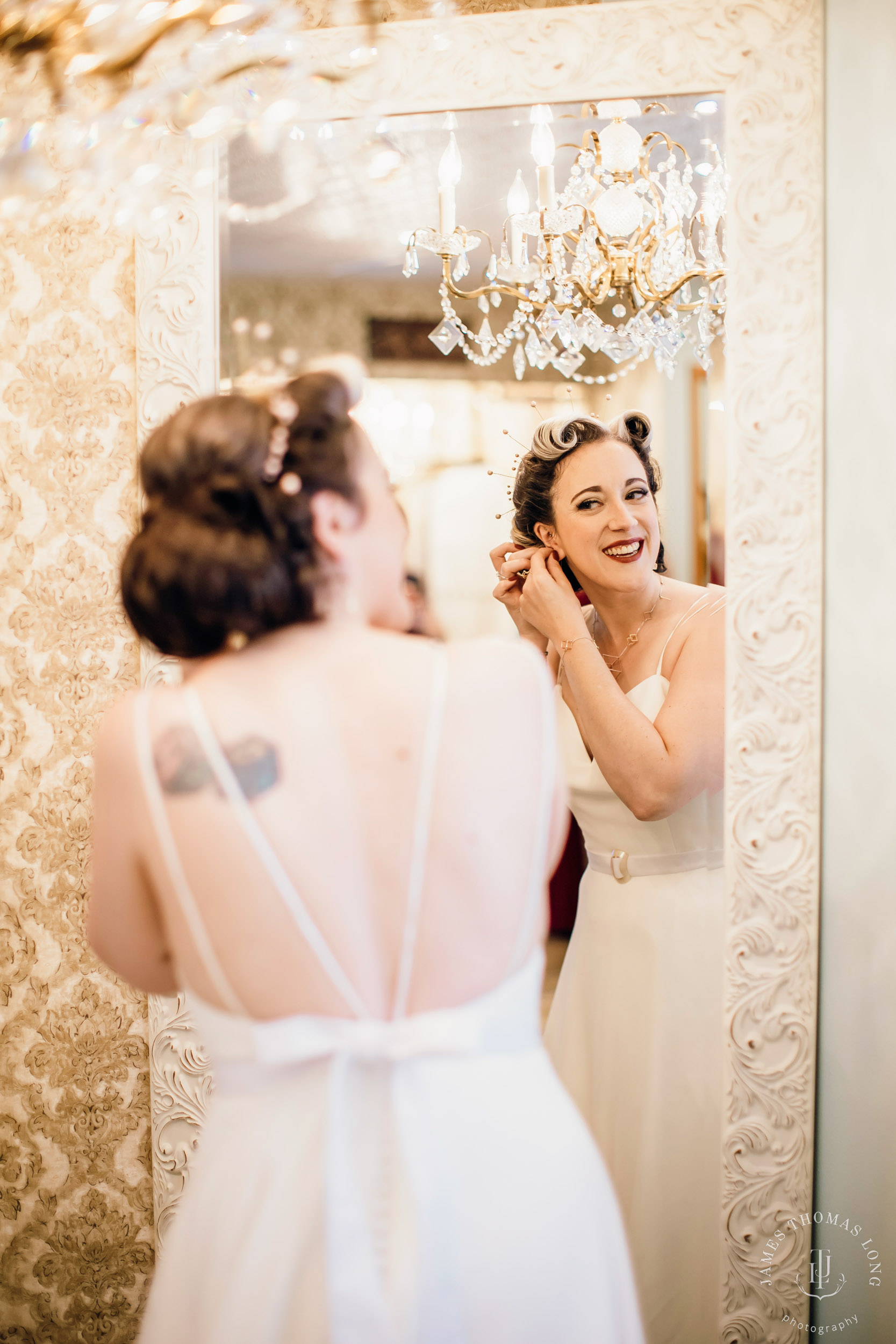 Mountain View Manor Enumclaw Mount Rainier wedding by Seattle wedding photographer James Thomas Long Photography