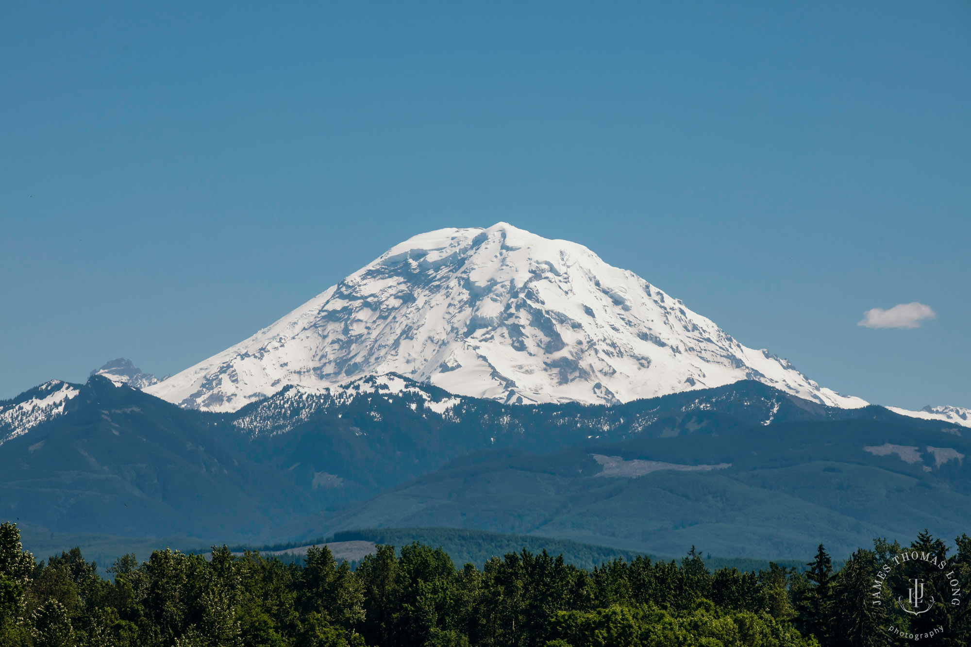 Mountain View Manor Enumclaw Mount Rainier wedding by Seattle wedding photographer James Thomas Long Photography