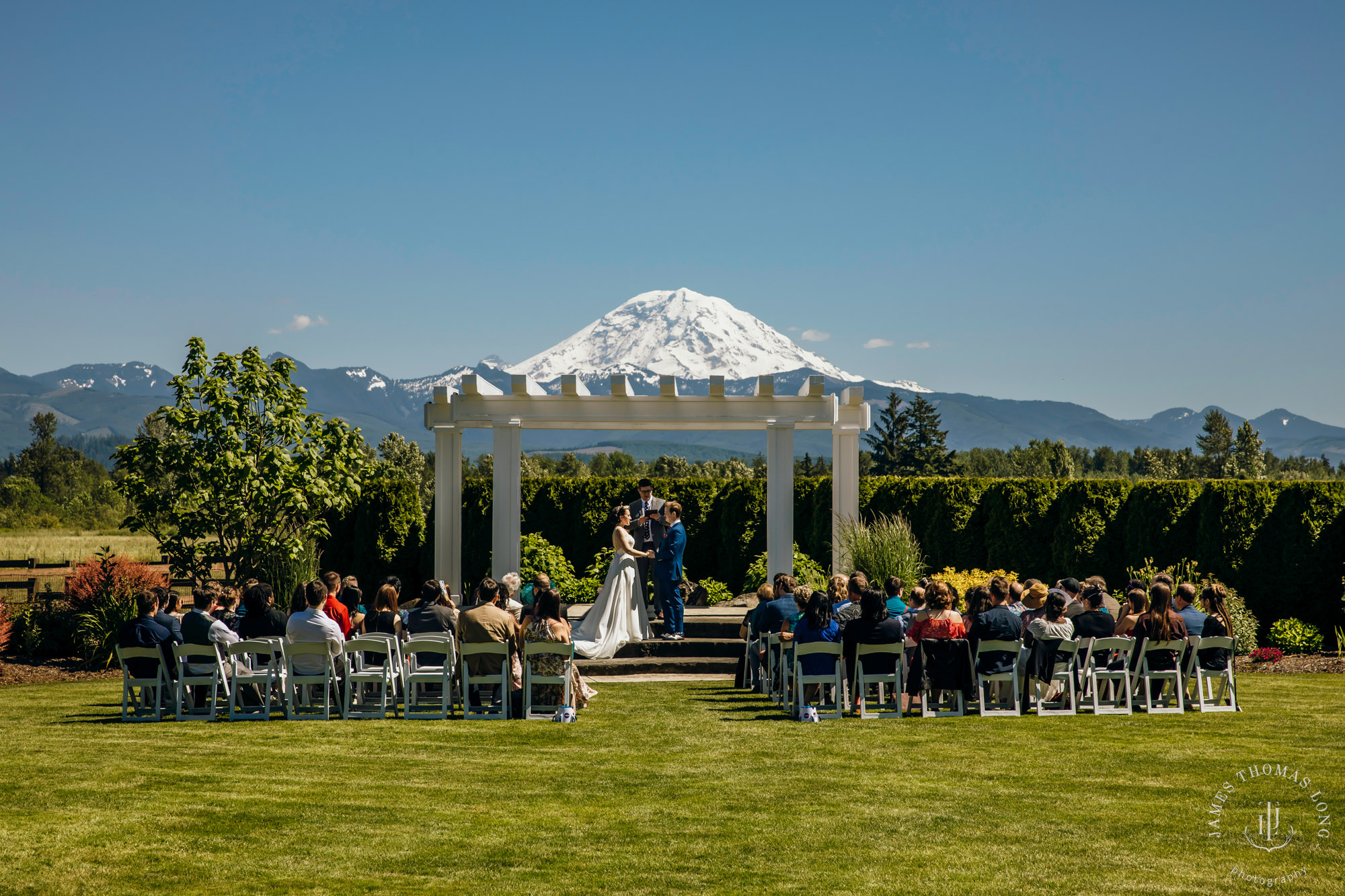 Mountain View Manor Enumclaw Mount Rainier wedding by Seattle wedding photographer James Thomas Long Photography