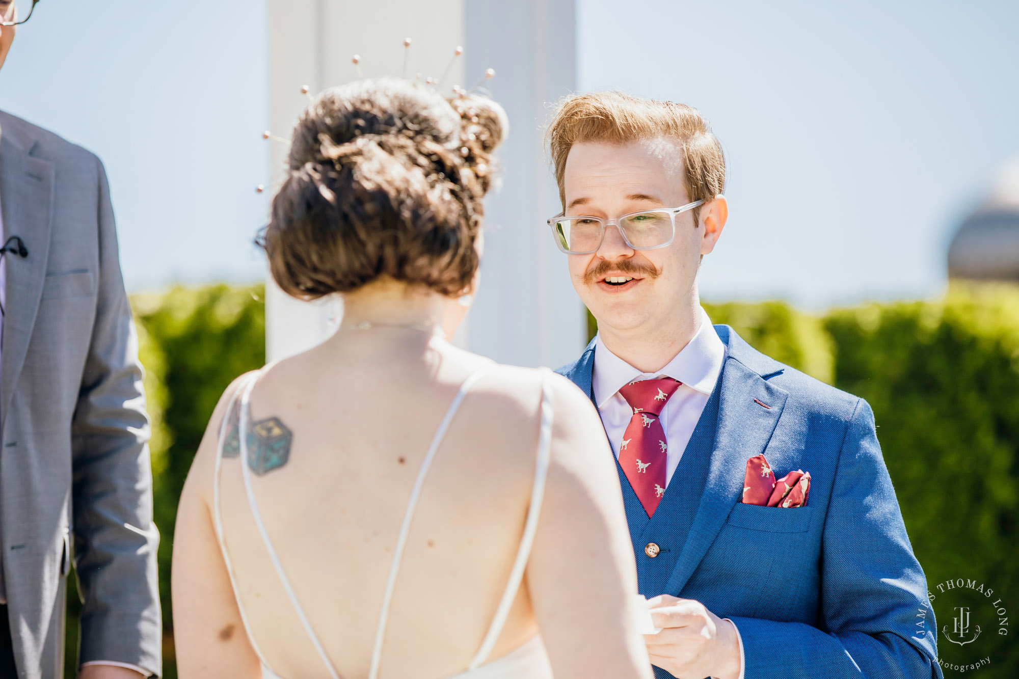 Mountain View Manor Enumclaw Mount Rainier wedding by Seattle wedding photographer James Thomas Long Photography