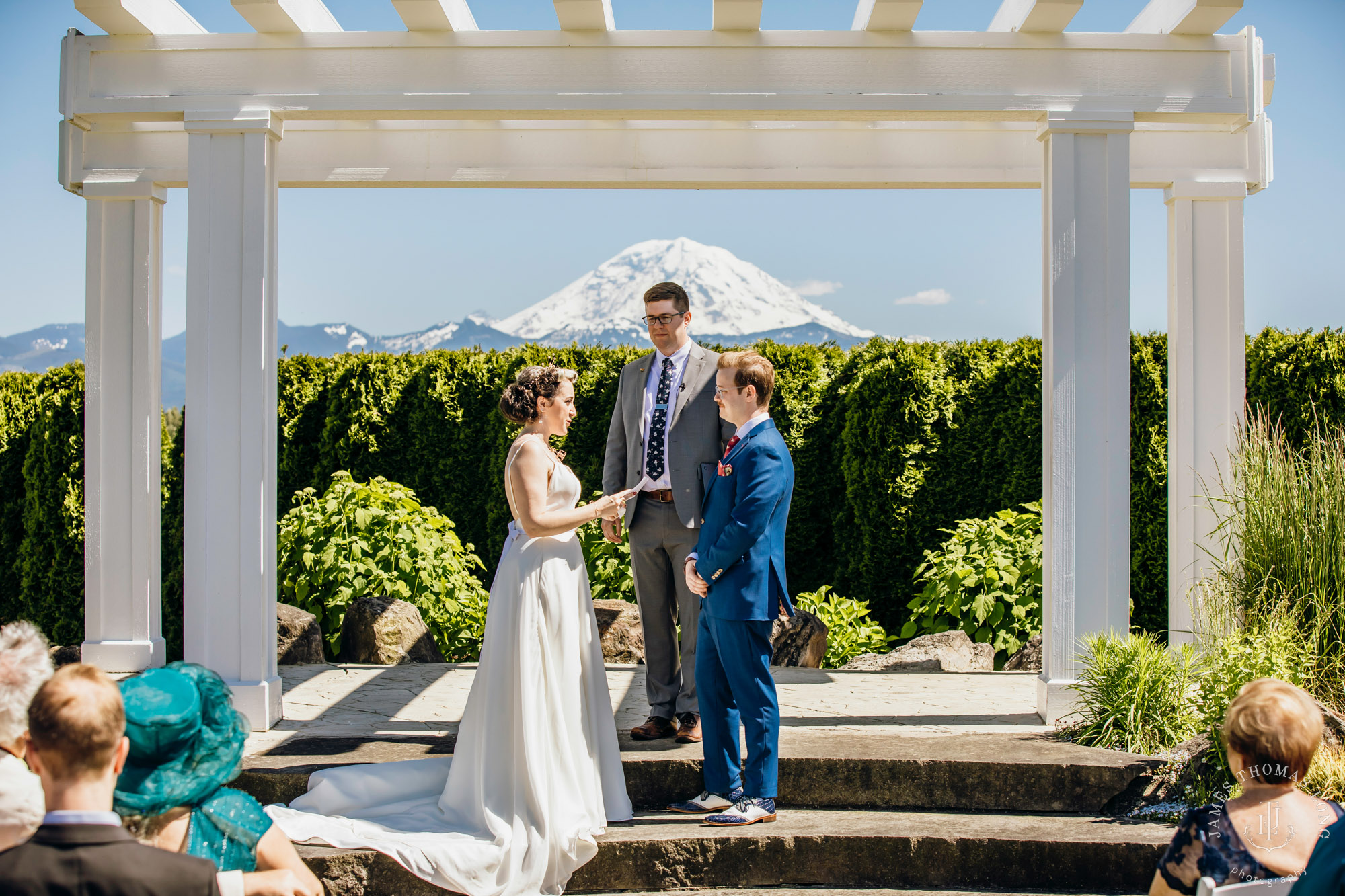 Mountain View Manor Enumclaw Mount Rainier wedding by Seattle wedding photographer James Thomas Long Photography