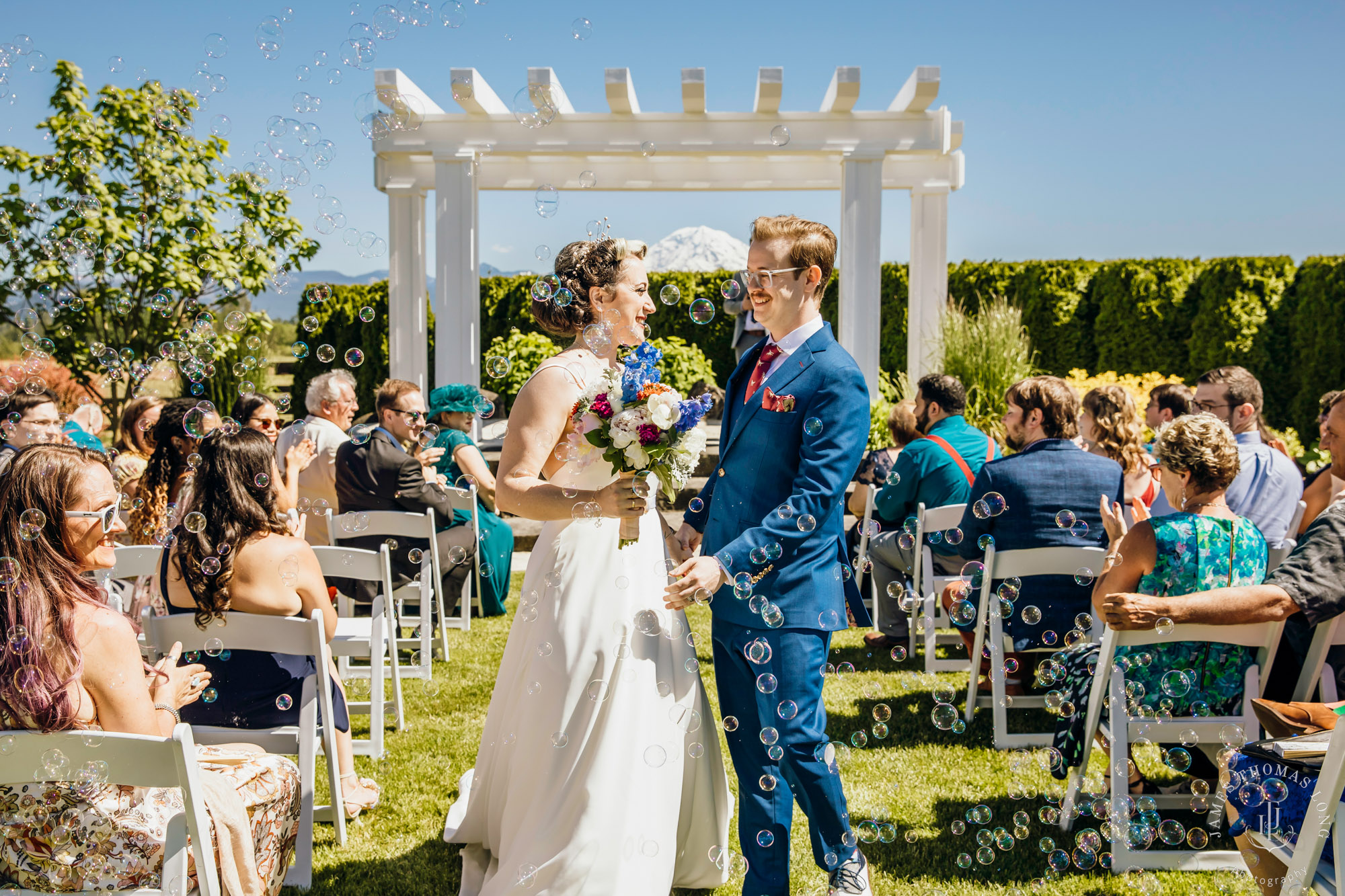 Mountain View Manor Enumclaw Mount Rainier wedding by Seattle wedding photographer James Thomas Long Photography