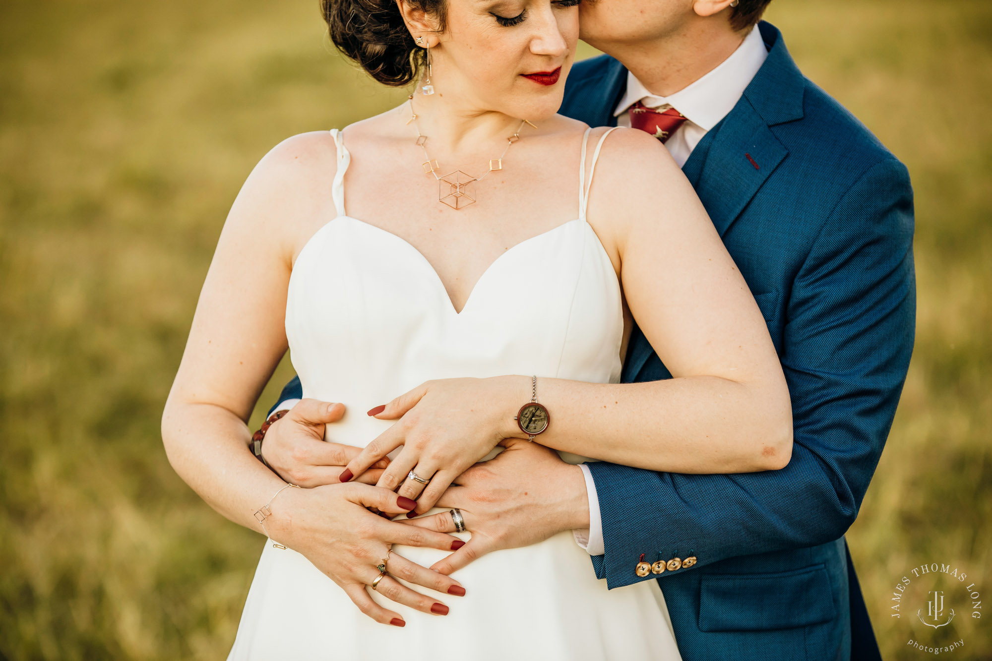 Mountain View Manor Enumclaw Mount Rainier wedding by Seattle wedding photographer James Thomas Long Photography