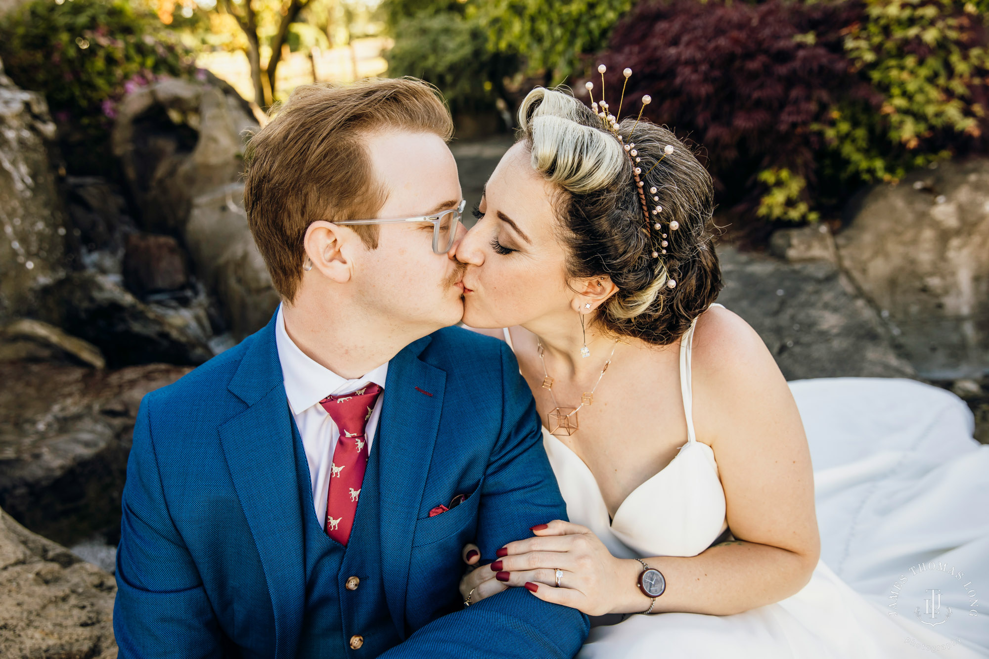 Mountain View Manor Enumclaw Mount Rainier wedding by Seattle wedding photographer James Thomas Long Photography