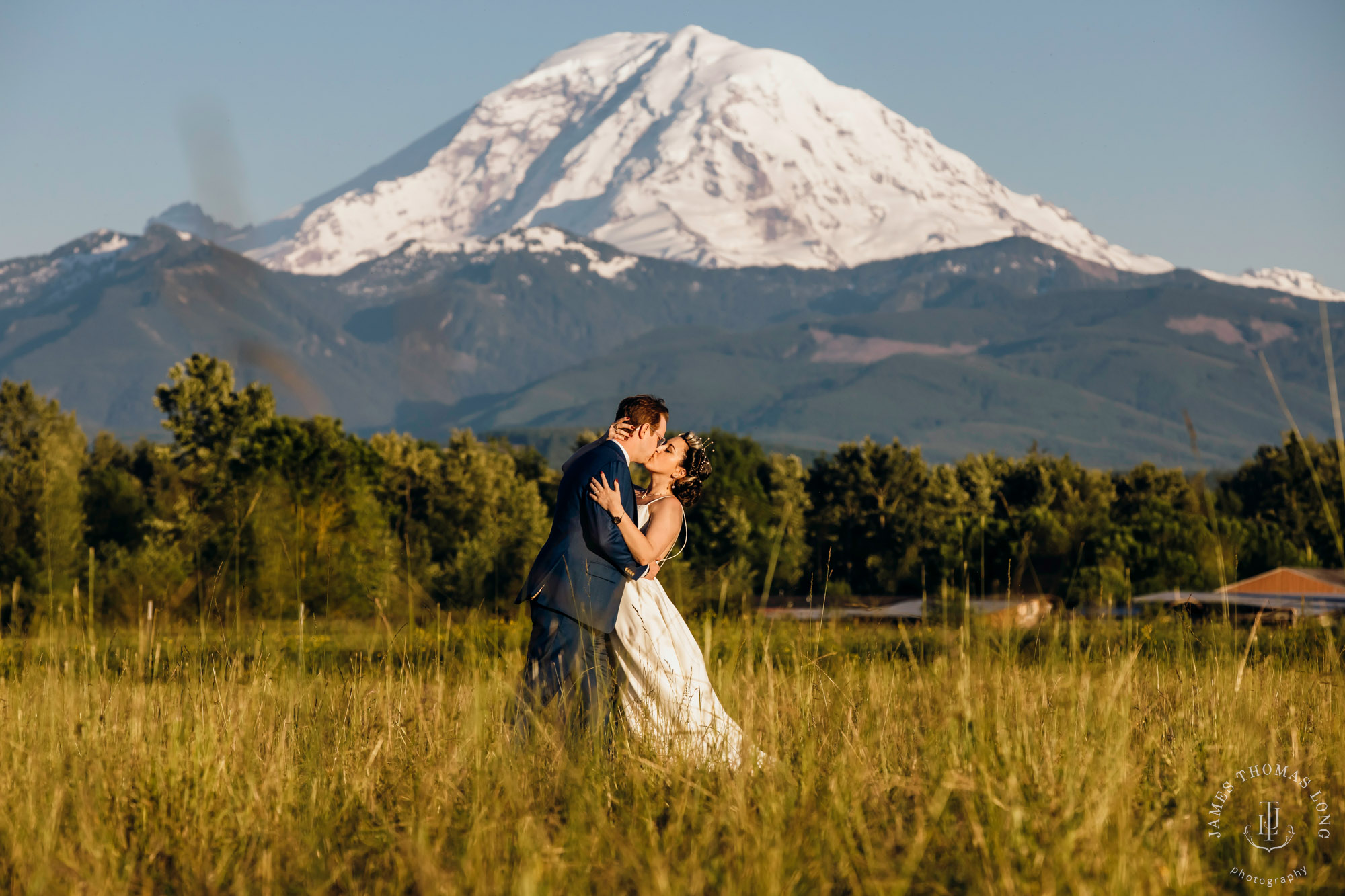 Mountain View Manor Enumclaw Mount Rainier wedding by Seattle wedding photographer James Thomas Long Photography