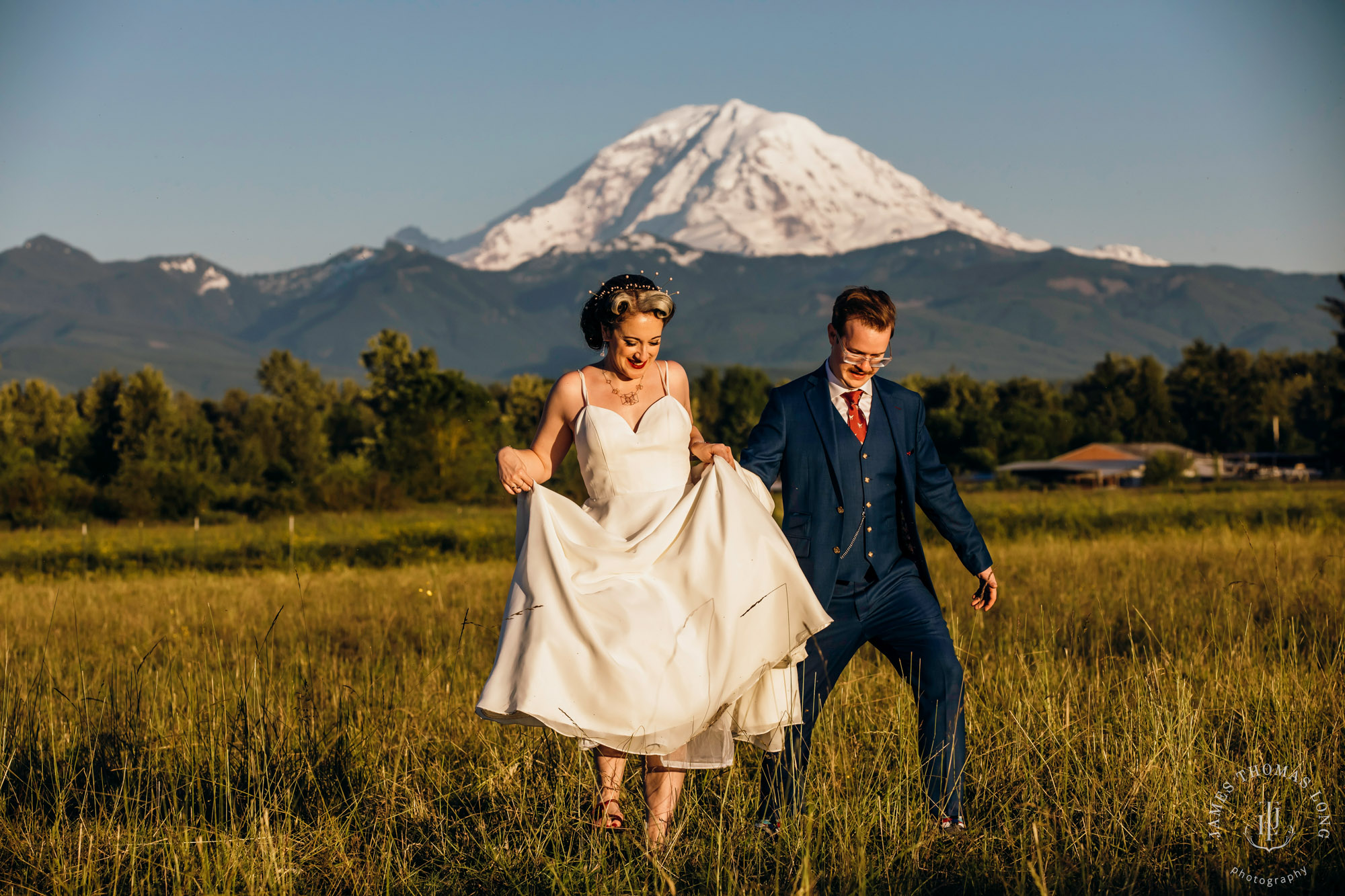 Mountain View Manor Enumclaw Mount Rainier wedding by Seattle wedding photographer James Thomas Long Photography