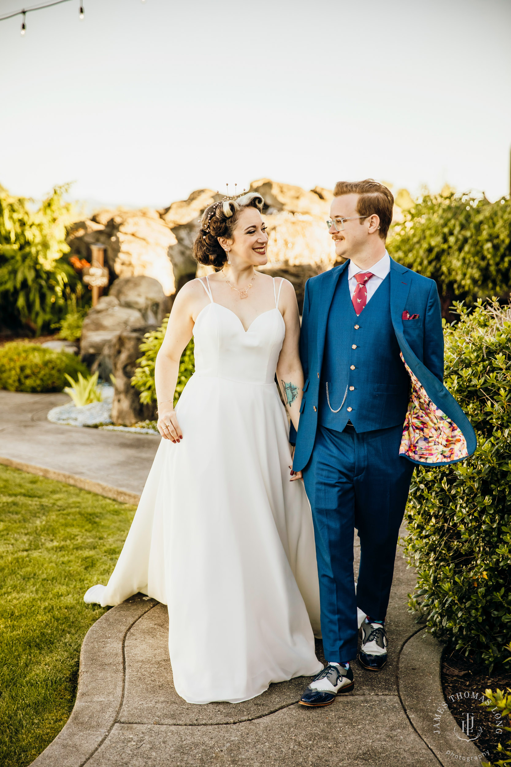 Mountain View Manor Enumclaw Mount Rainier wedding by Seattle wedding photographer James Thomas Long Photography