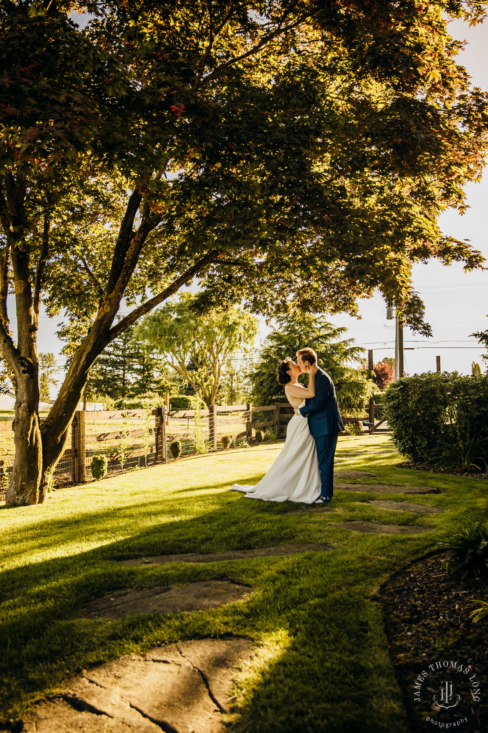 Mountain View Manor Enumclaw Mount Rainier wedding by Seattle wedding photographer James Thomas Long Photography