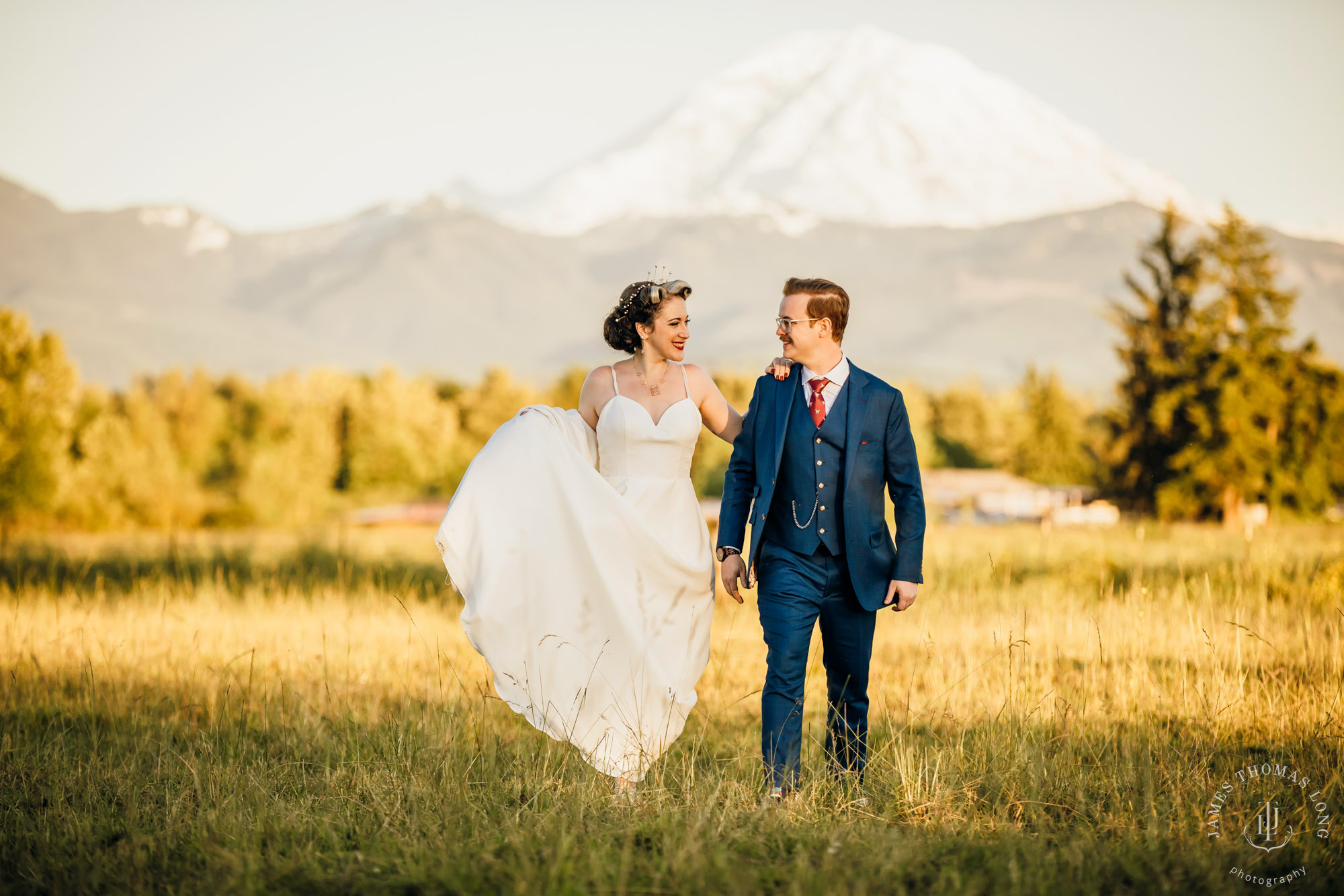 Mountain View Manor Enumclaw Mount Rainier wedding by Seattle wedding photographer James Thomas Long Photography