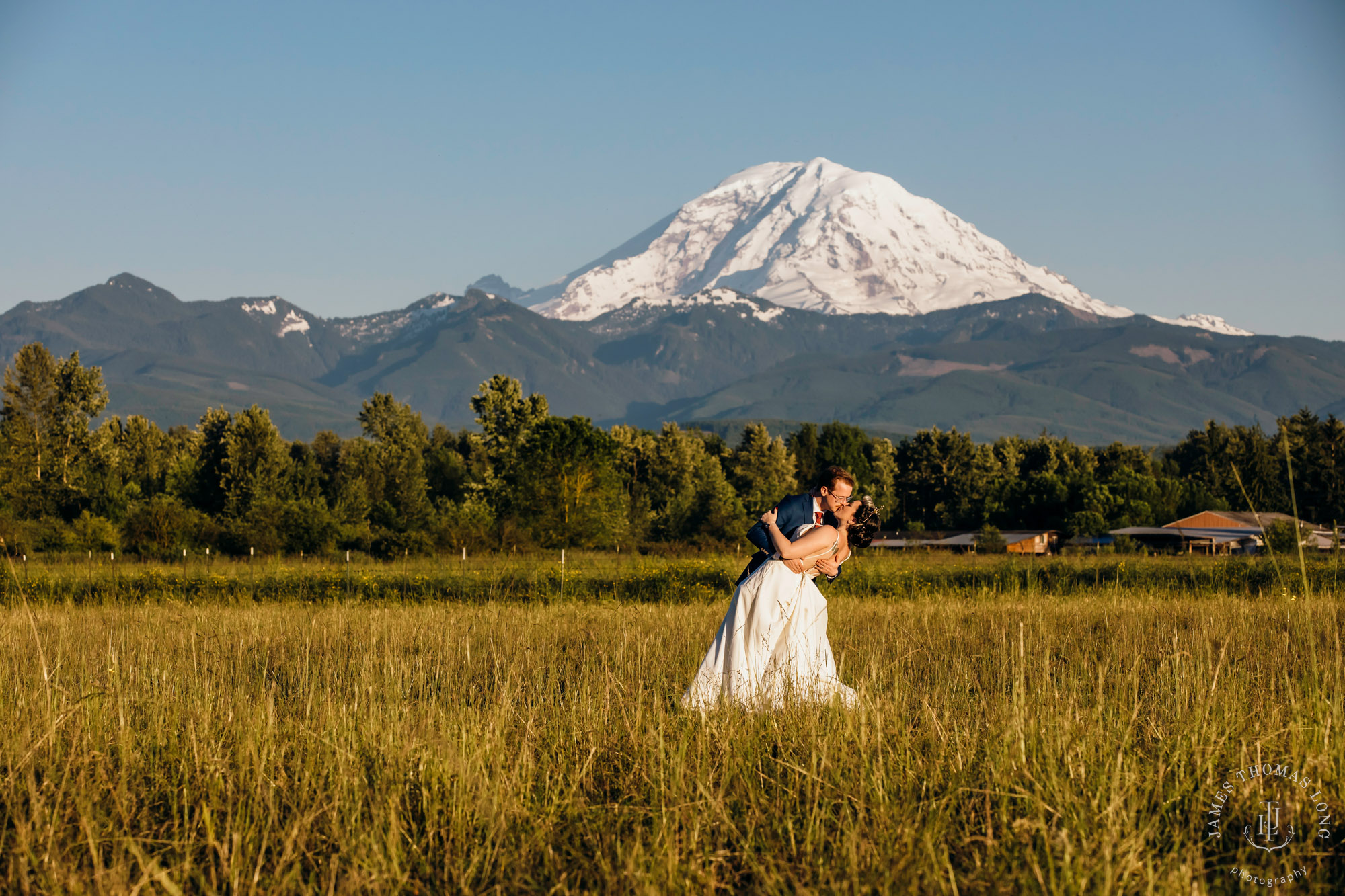 Mountain View Manor Enumclaw Mount Rainier wedding by Seattle wedding photographer James Thomas Long Photography