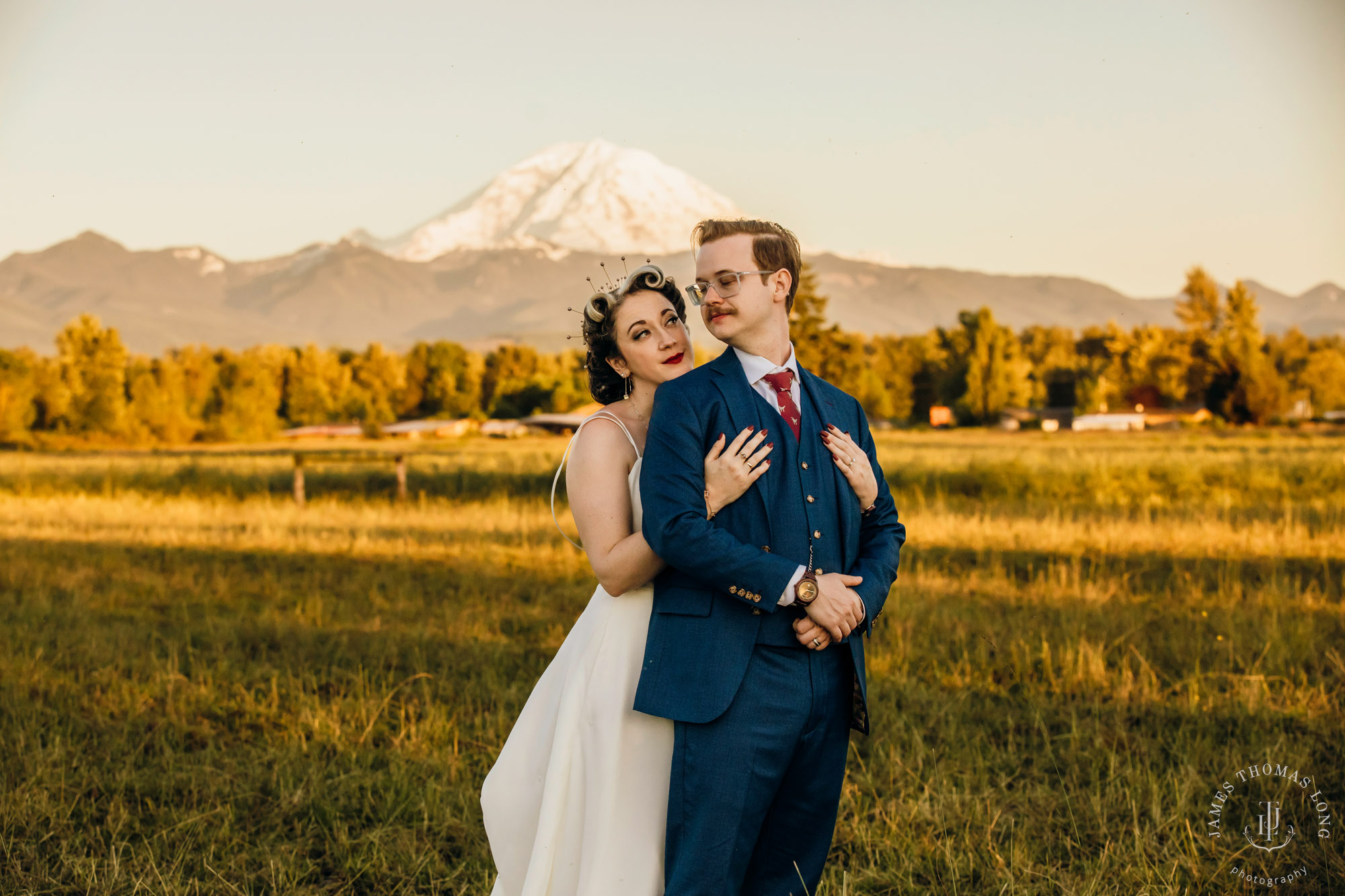 Mountain View Manor Enumclaw Mount Rainier wedding by Seattle wedding photographer James Thomas Long Photography