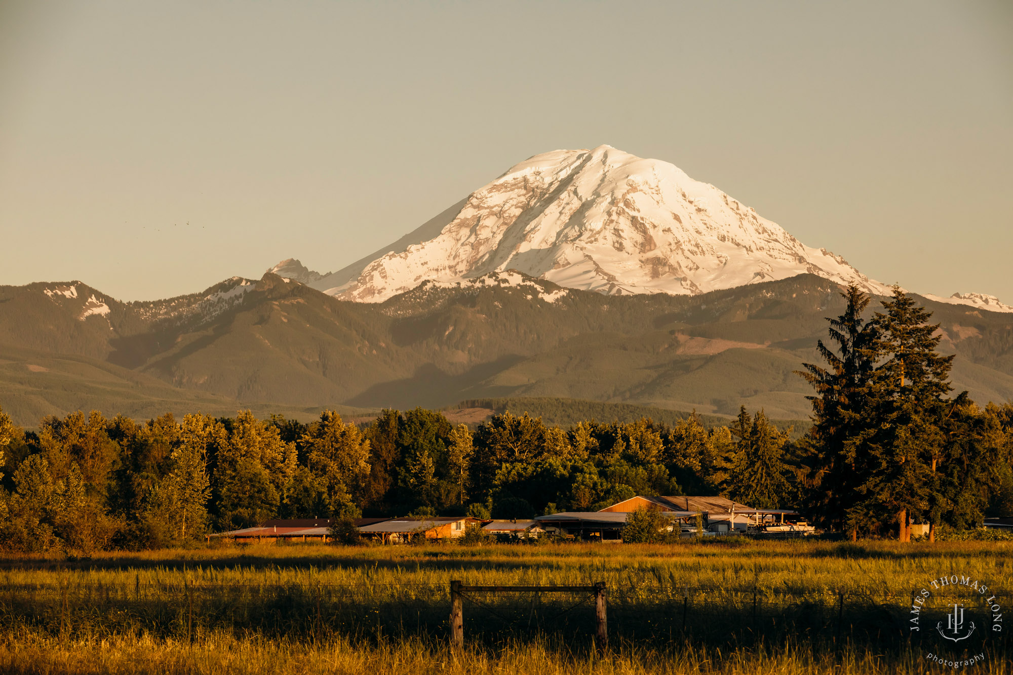 Mountain View Manor Enumclaw Mount Rainier wedding by Seattle wedding photographer James Thomas Long Photography