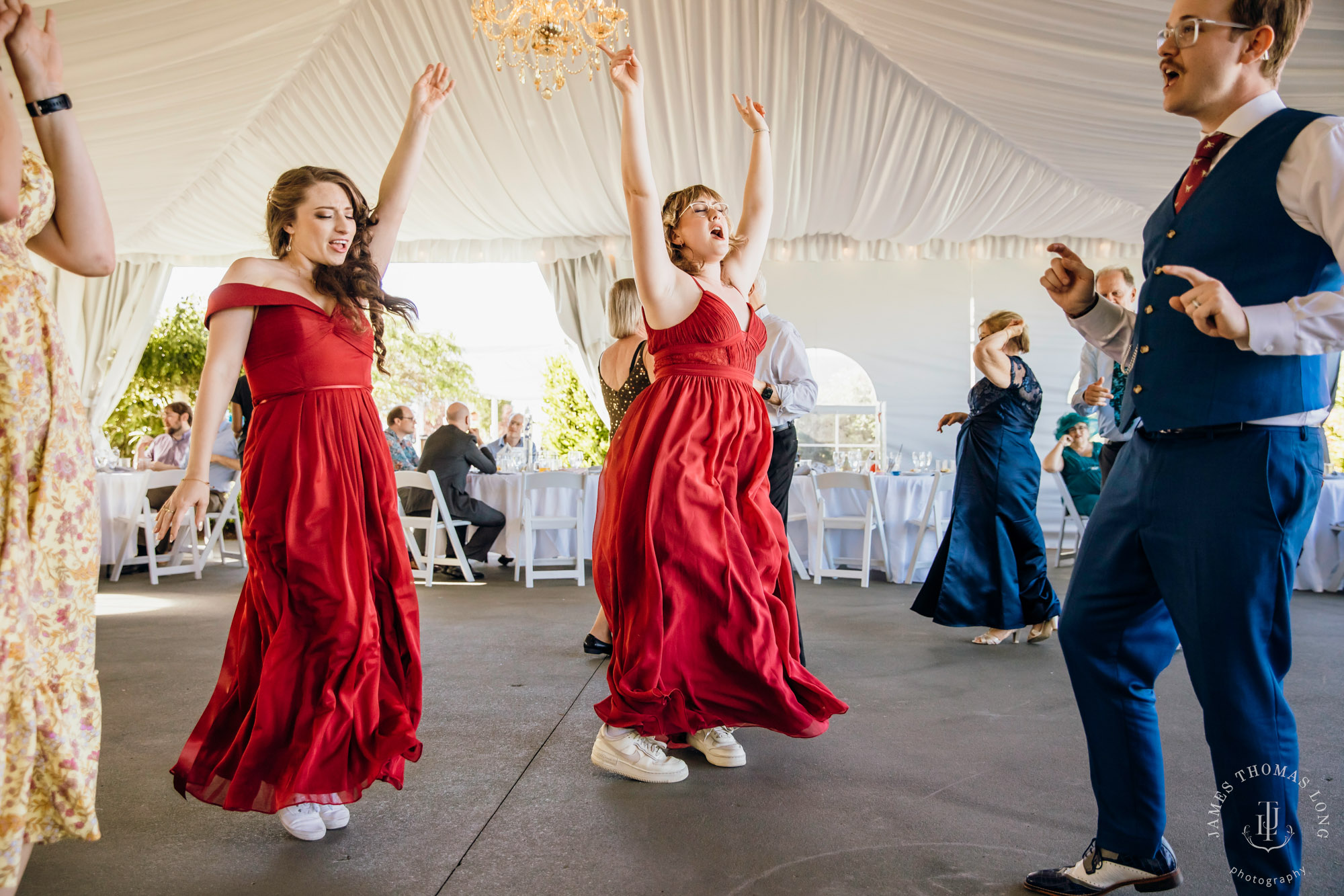 Mountain View Manor Enumclaw Mount Rainier wedding by Seattle wedding photographer James Thomas Long Photography