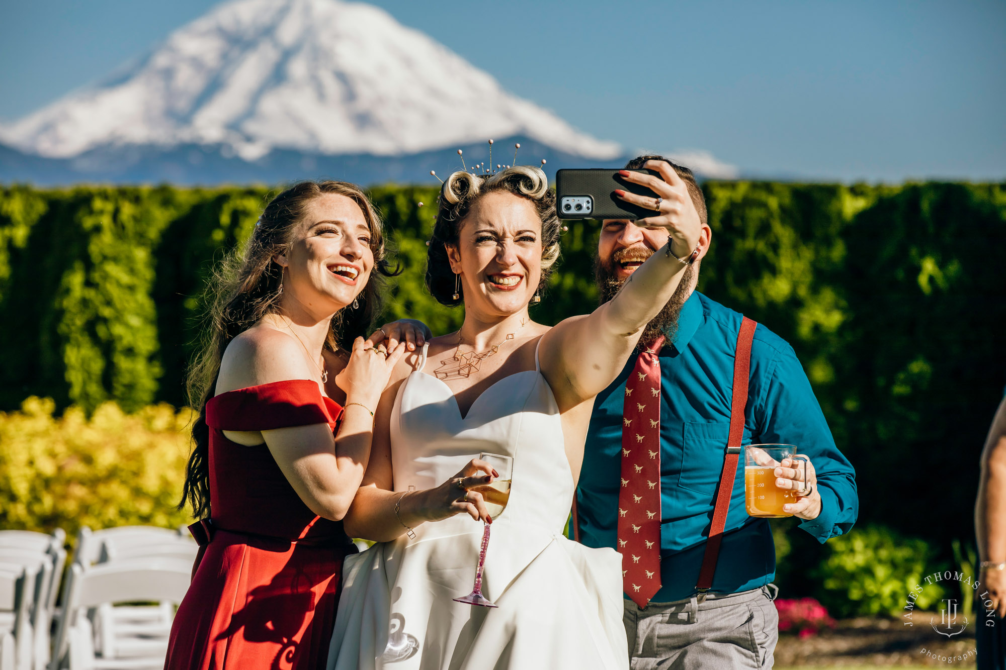 Mountain View Manor Enumclaw Mount Rainier wedding by Seattle wedding photographer James Thomas Long Photography