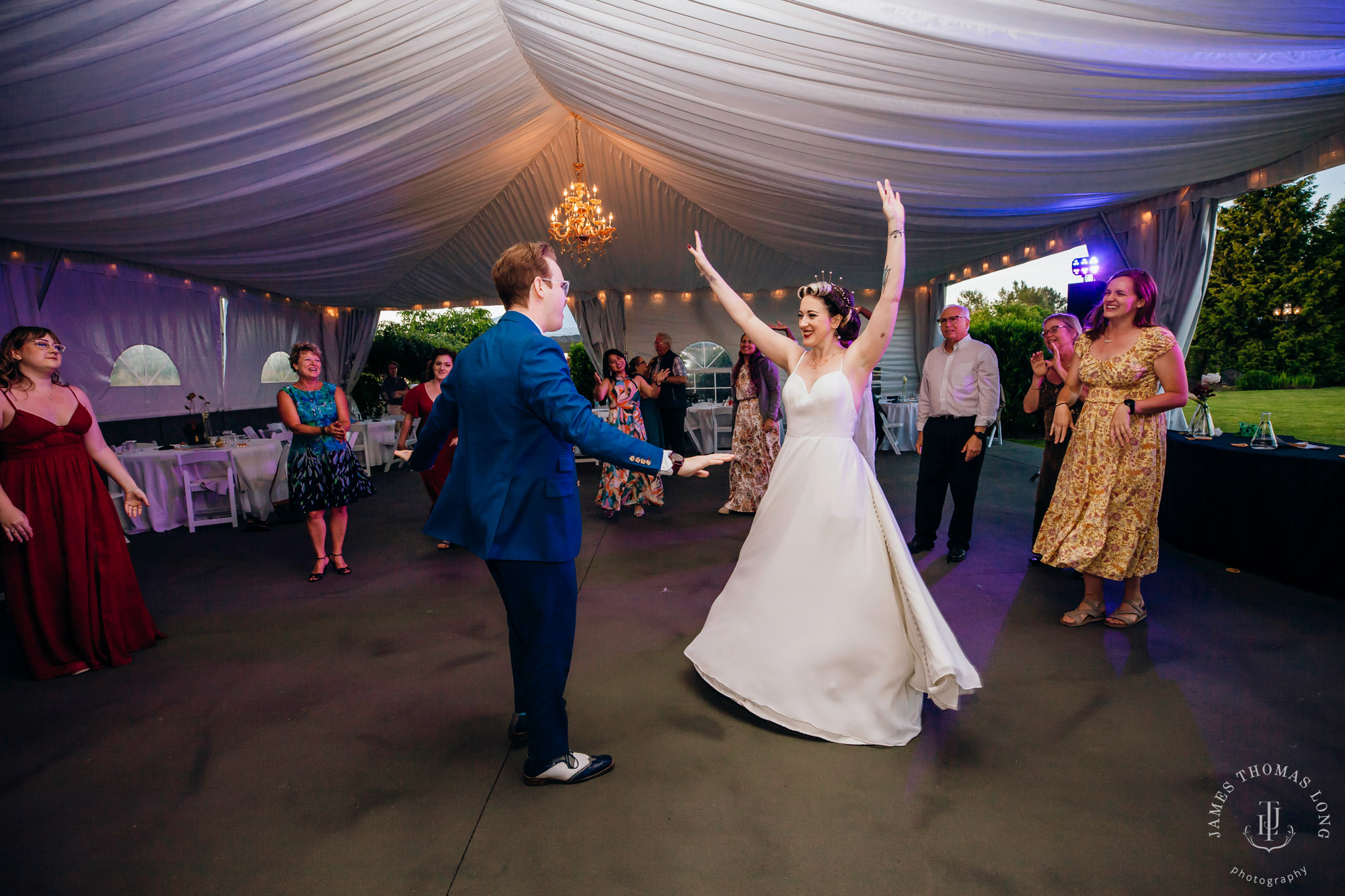 Mountain View Manor Enumclaw Mount Rainier wedding by Seattle wedding photographer James Thomas Long Photography