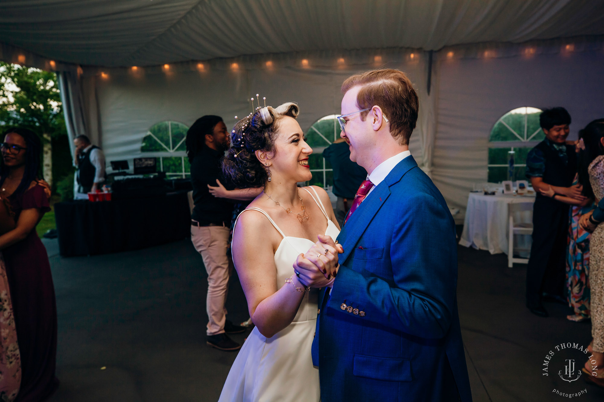 Mountain View Manor Enumclaw Mount Rainier wedding by Seattle wedding photographer James Thomas Long Photography