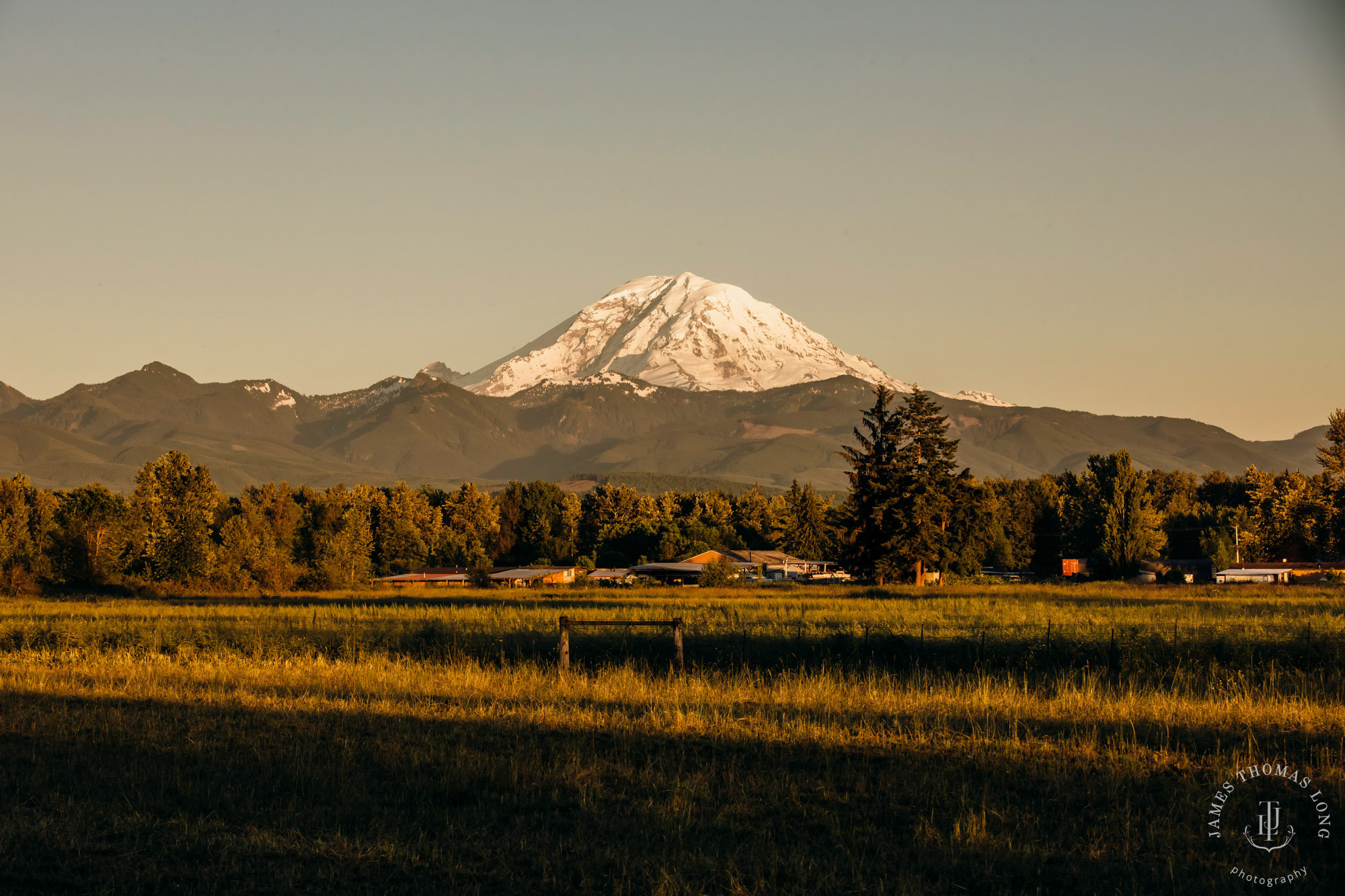 Mountain View Manor Enumclaw Mount Rainier wedding by Seattle wedding photographer James Thomas Long Photography