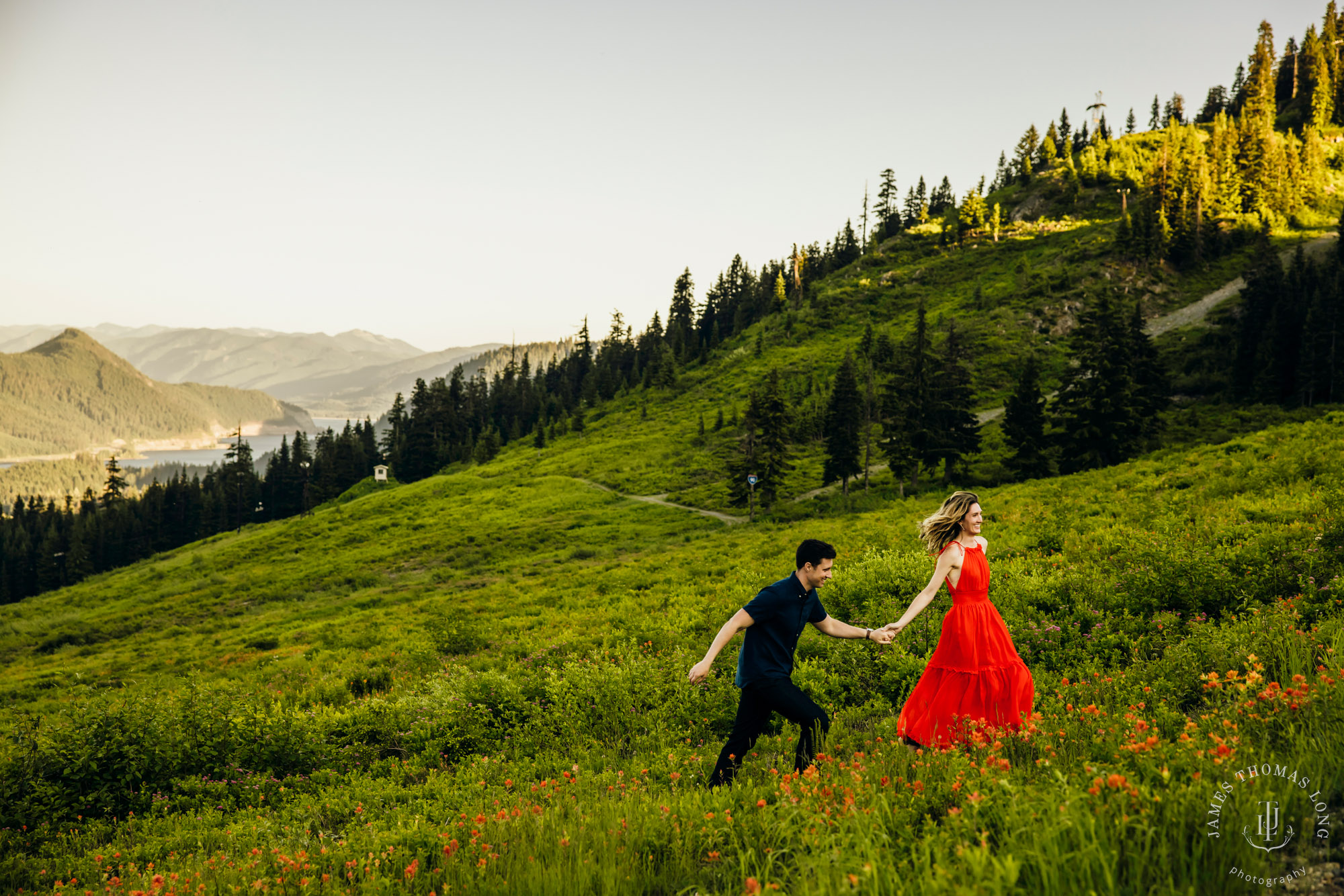 Adventure engagement in the Cascades by Snoqualmie adventure elopement photographer James Thomas Long Photography