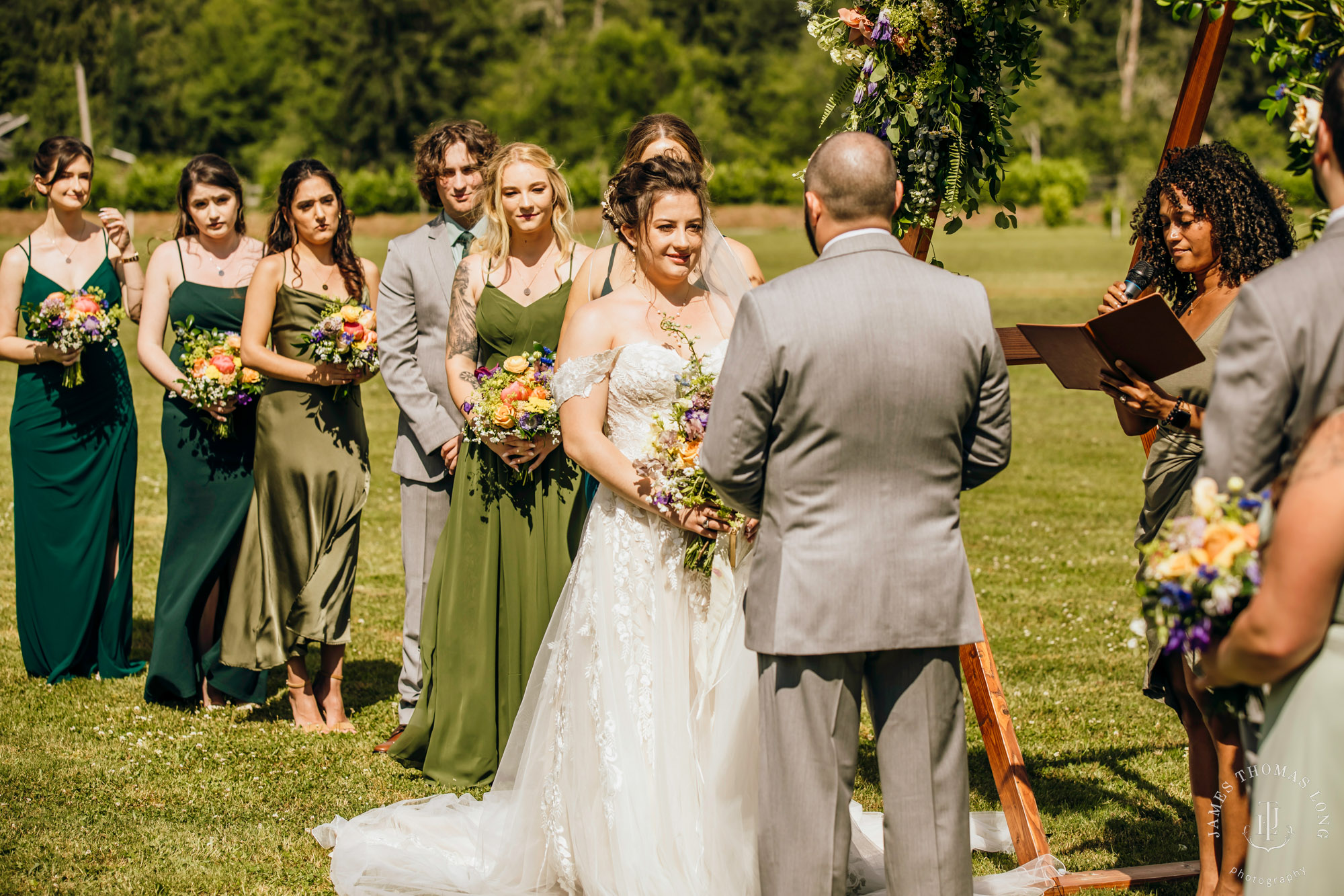 North Fork Farm Snoqualmie wedding by Snoqualmie wedding photographer James Thomas Long Photography