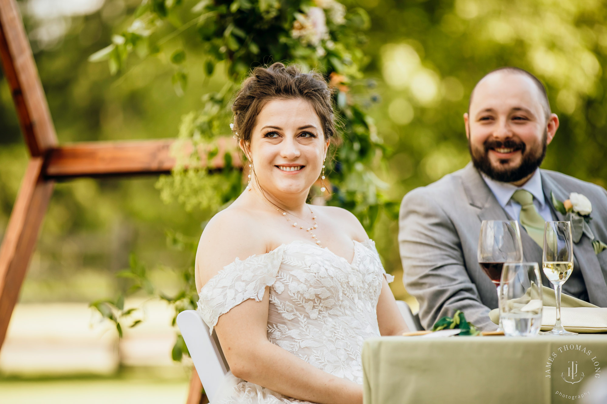 North Fork Farm Snoqualmie wedding by Snoqualmie wedding photographer James Thomas Long Photography