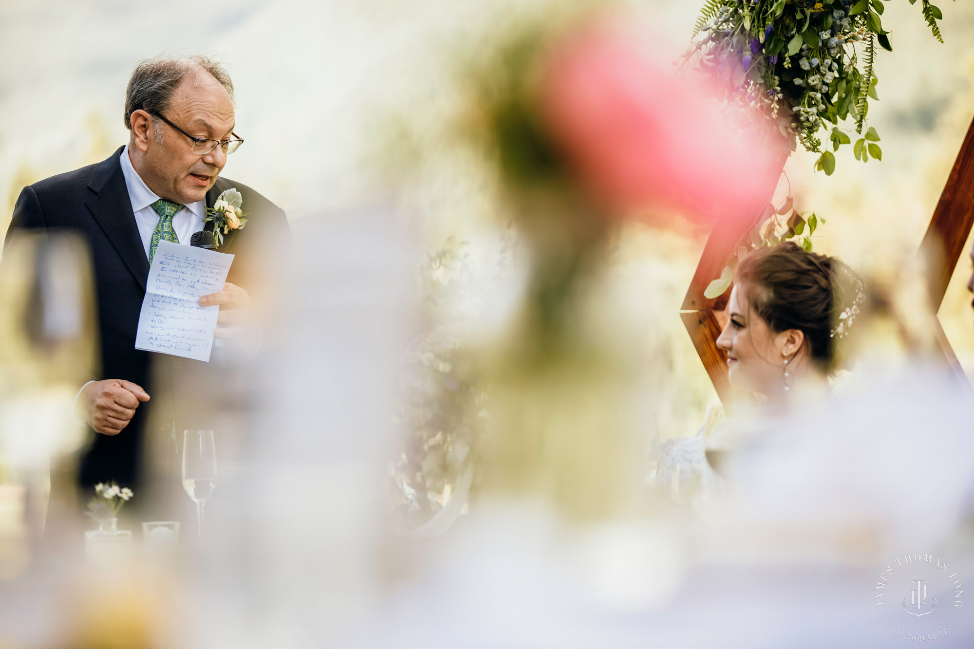 North Fork Farm Snoqualmie wedding by Snoqualmie wedding photographer James Thomas Long Photography