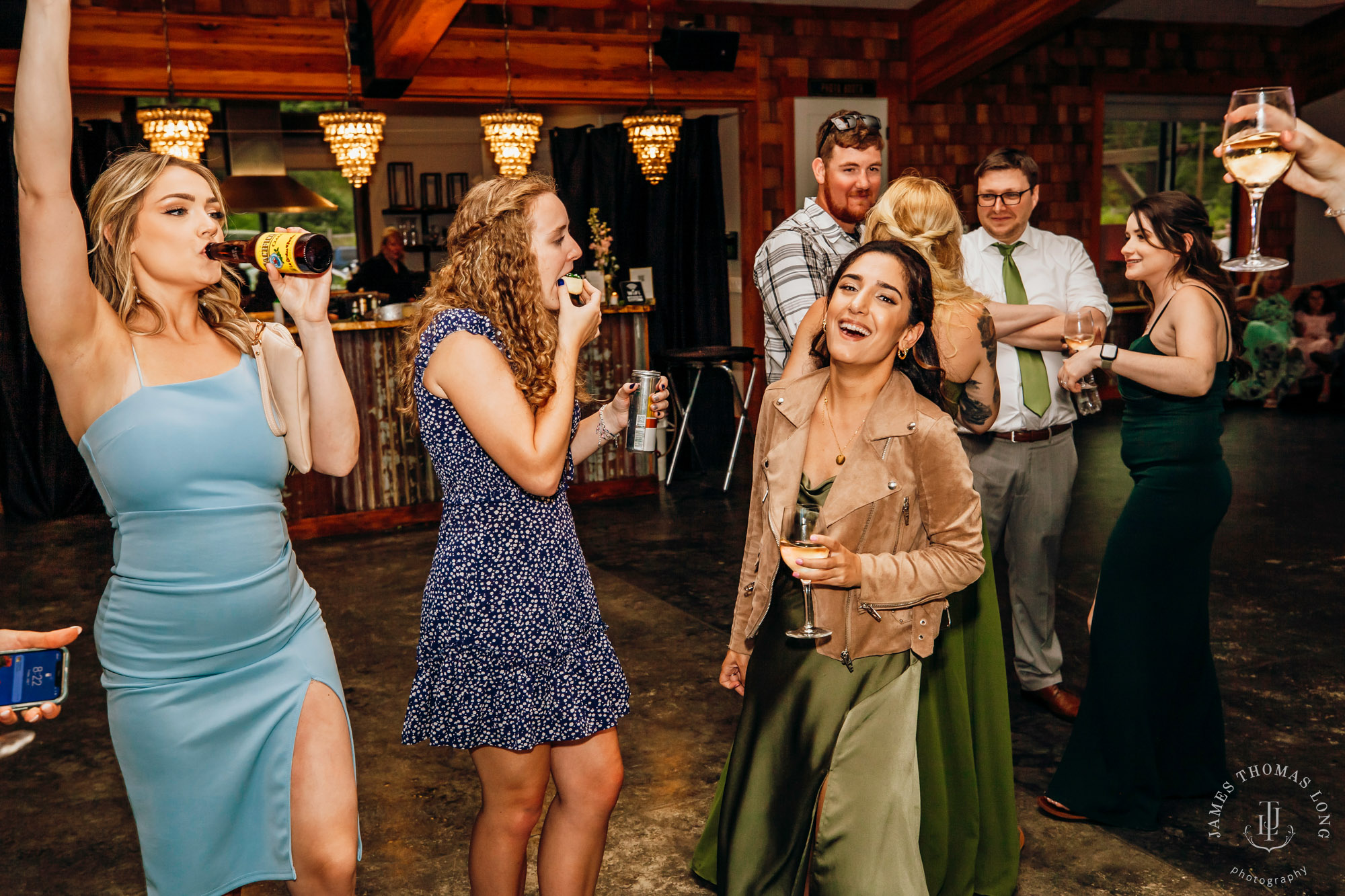 North Fork Farm Snoqualmie wedding by Snoqualmie wedding photographer James Thomas Long Photography