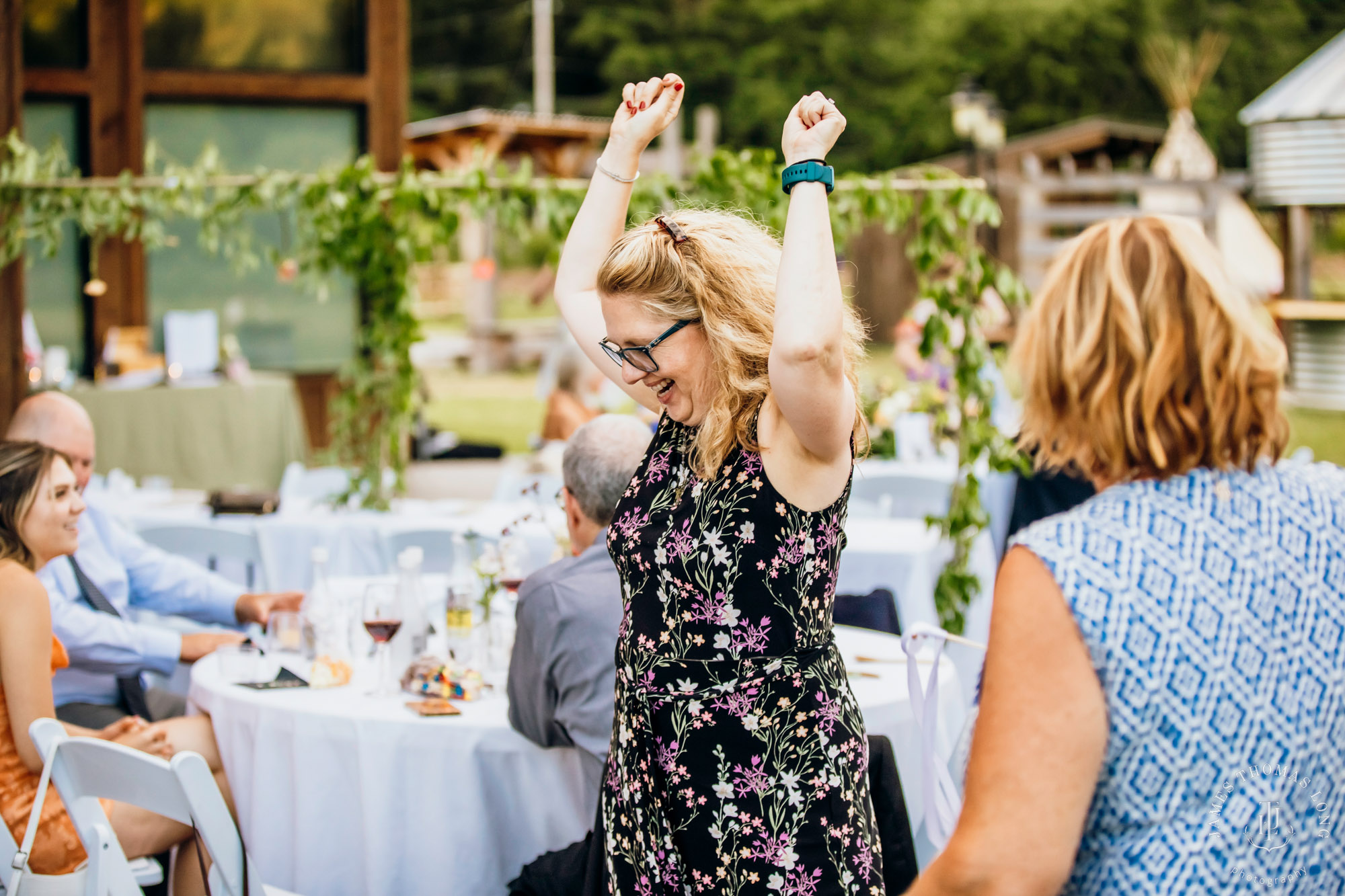 North Fork Farm Snoqualmie wedding by Snoqualmie wedding photographer James Thomas Long Photography