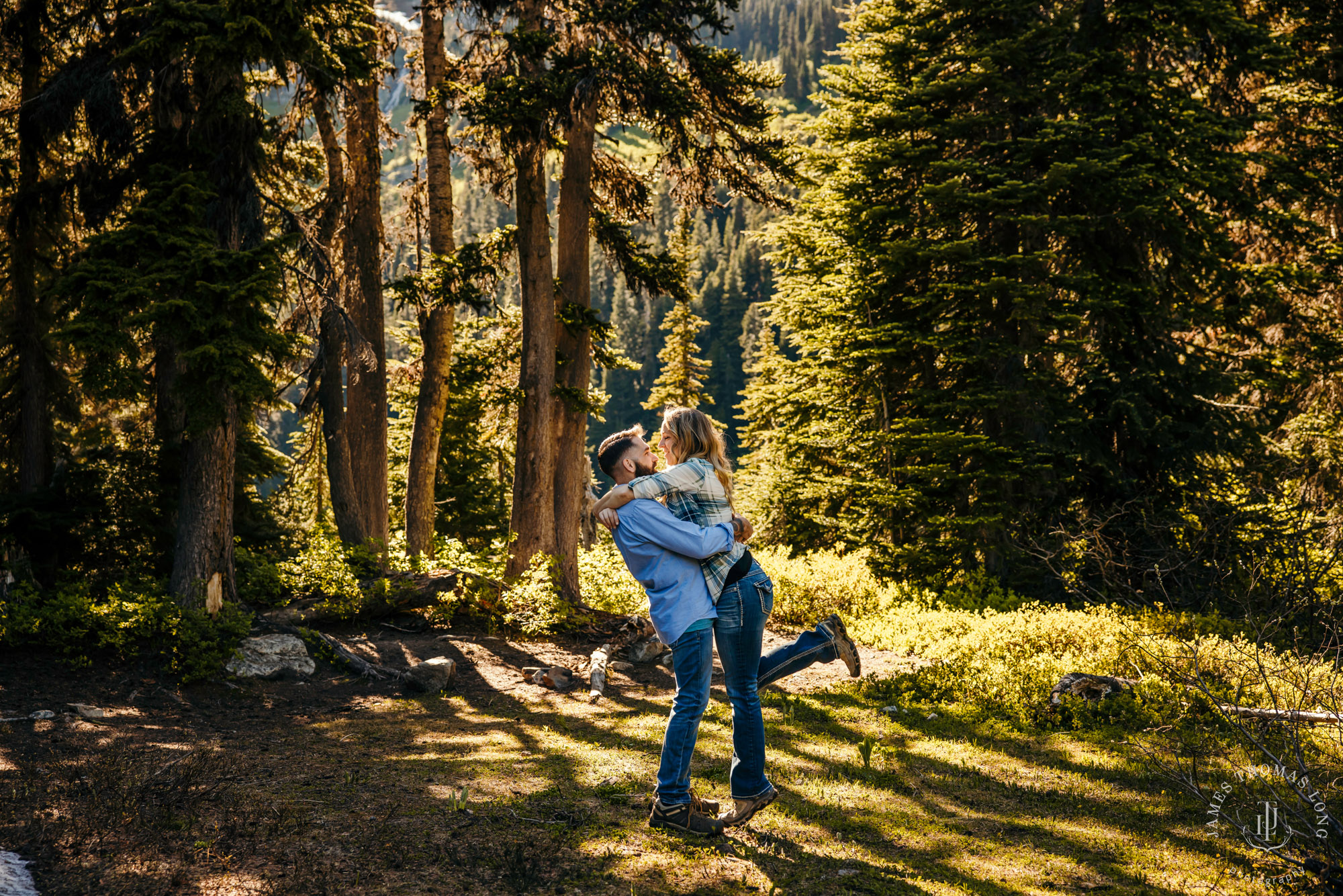 North Cascades adventure elopement by Seattle adventure elopement photographer James Thomas Long Photography