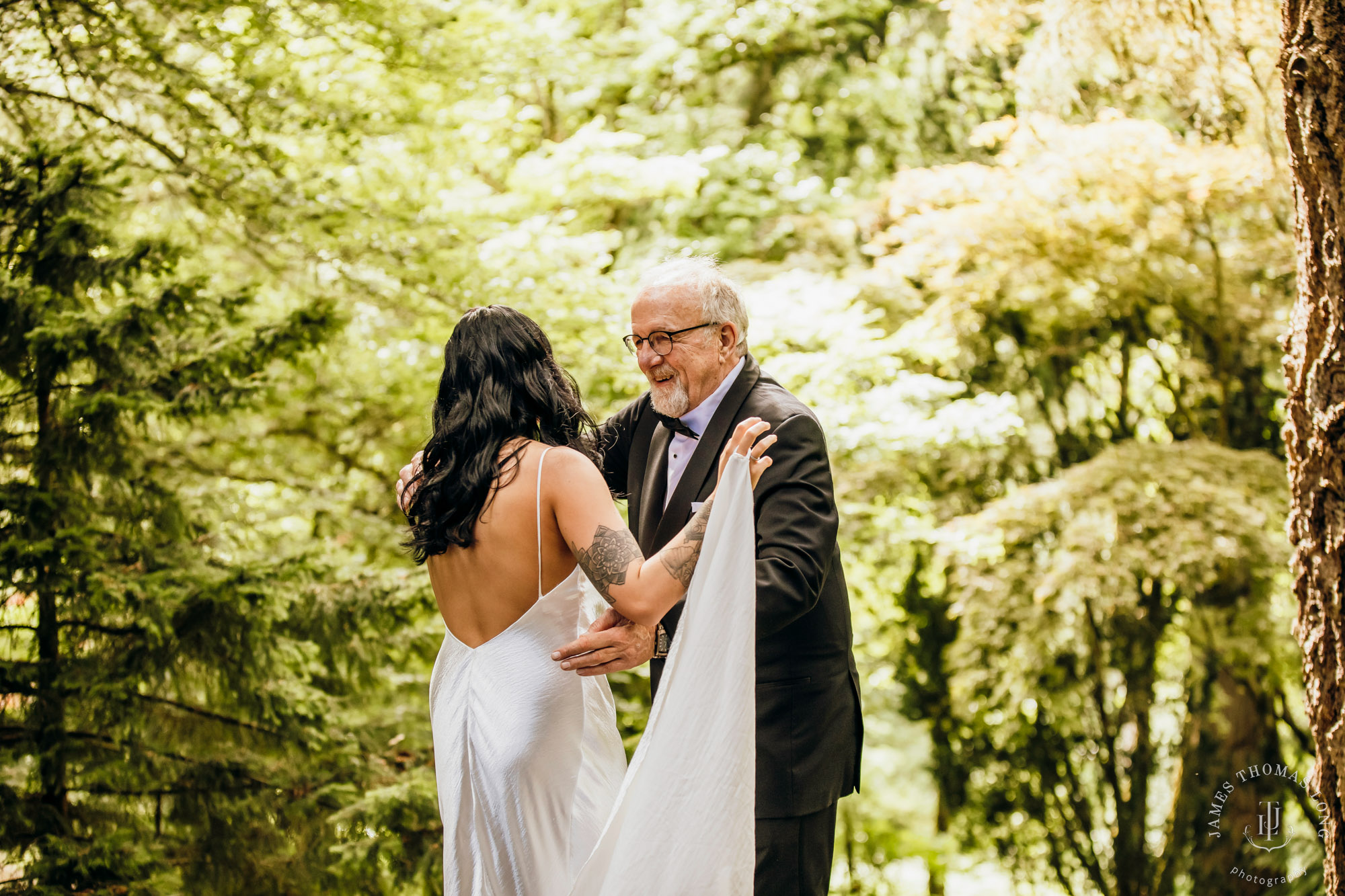 JM Cellars Woodinville wedding by Snoqualmie wedding photographer James Thomas Long Photography