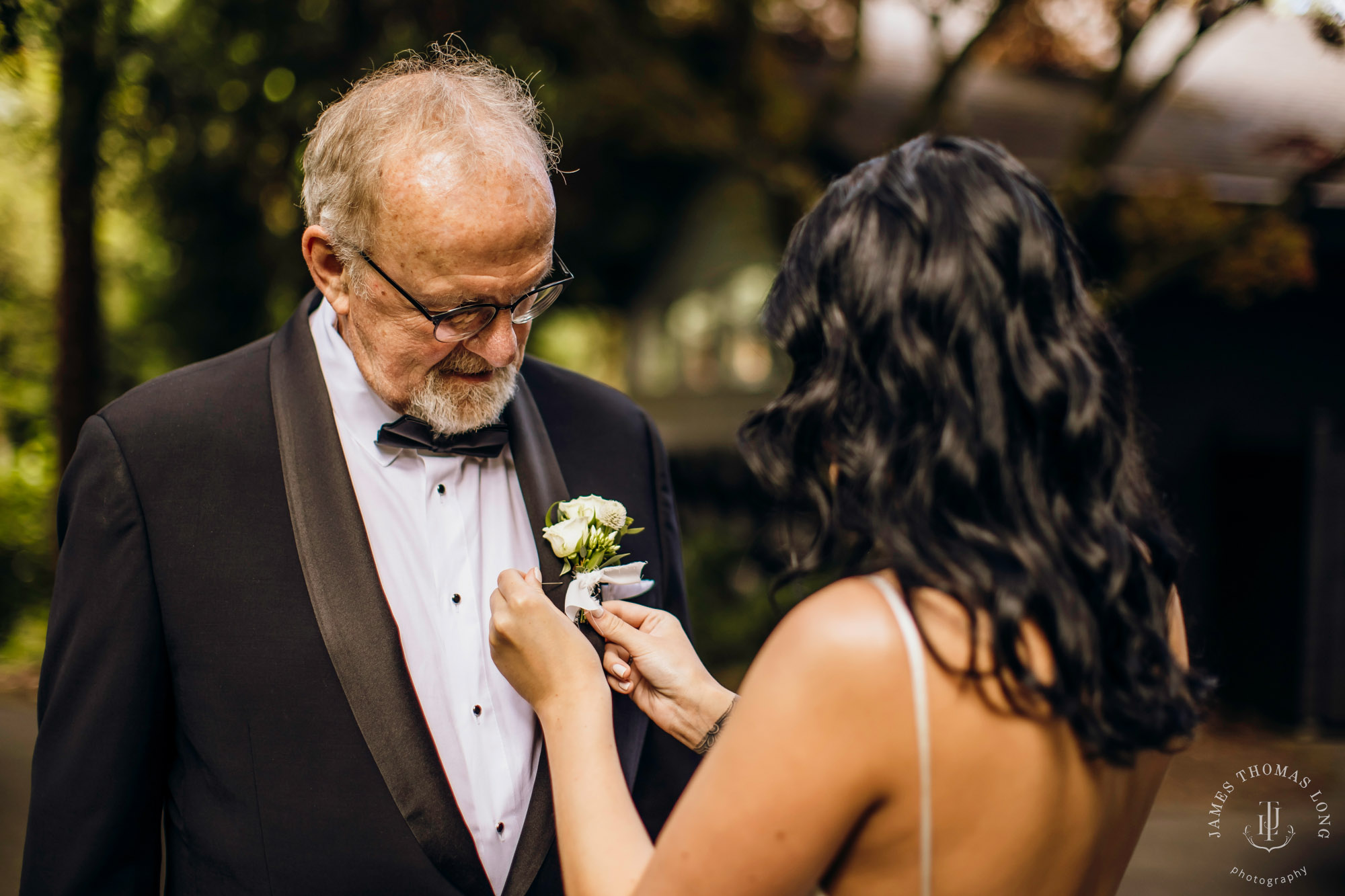 JM Cellars Woodinville wedding by Snoqualmie wedding photographer James Thomas Long Photography