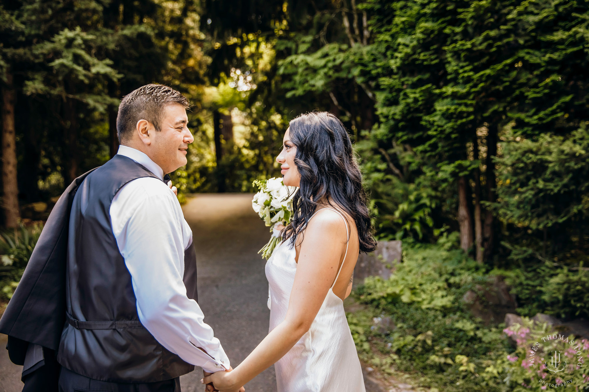 JM Cellars Woodinville wedding by Snoqualmie wedding photographer James Thomas Long Photography