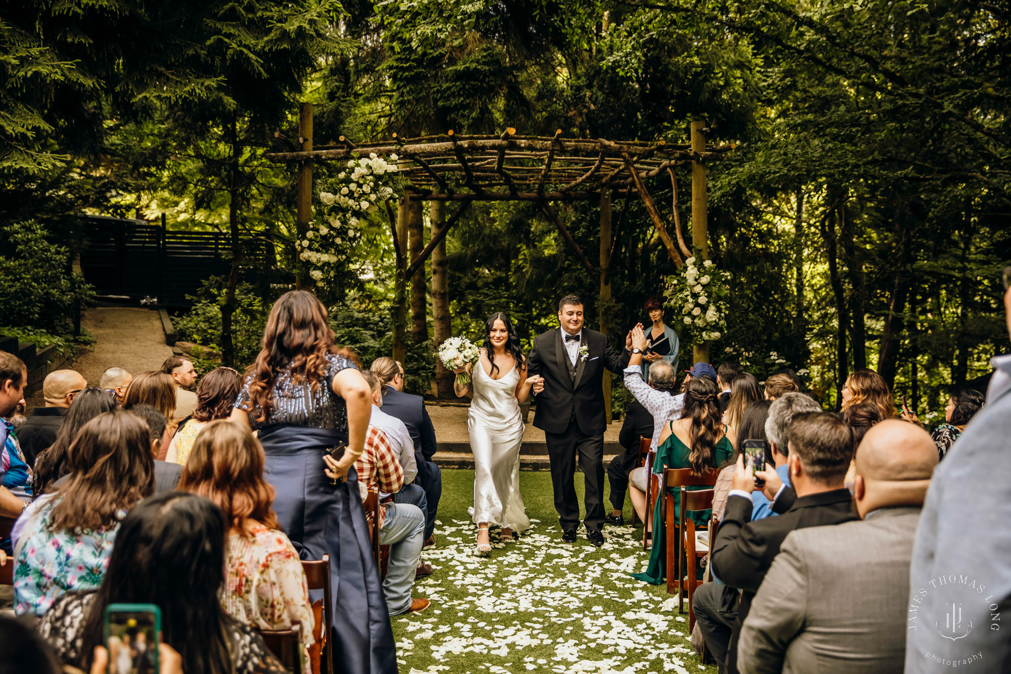 JM Cellars Woodinville wedding by Snoqualmie wedding photographer James Thomas Long Photography