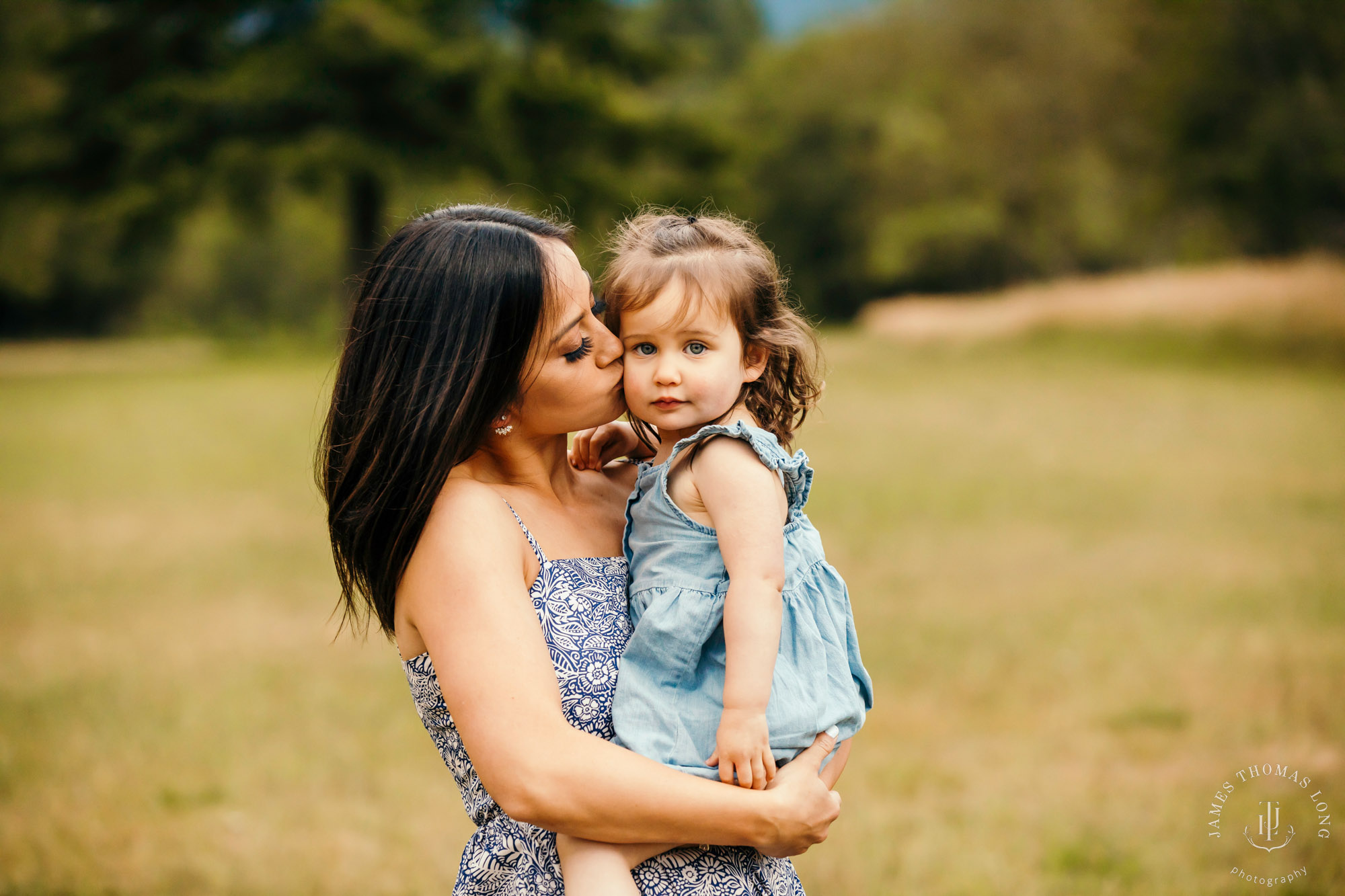 Snoqualmie family photography session by Snoqualmie family photographer James Thomas Long Photography