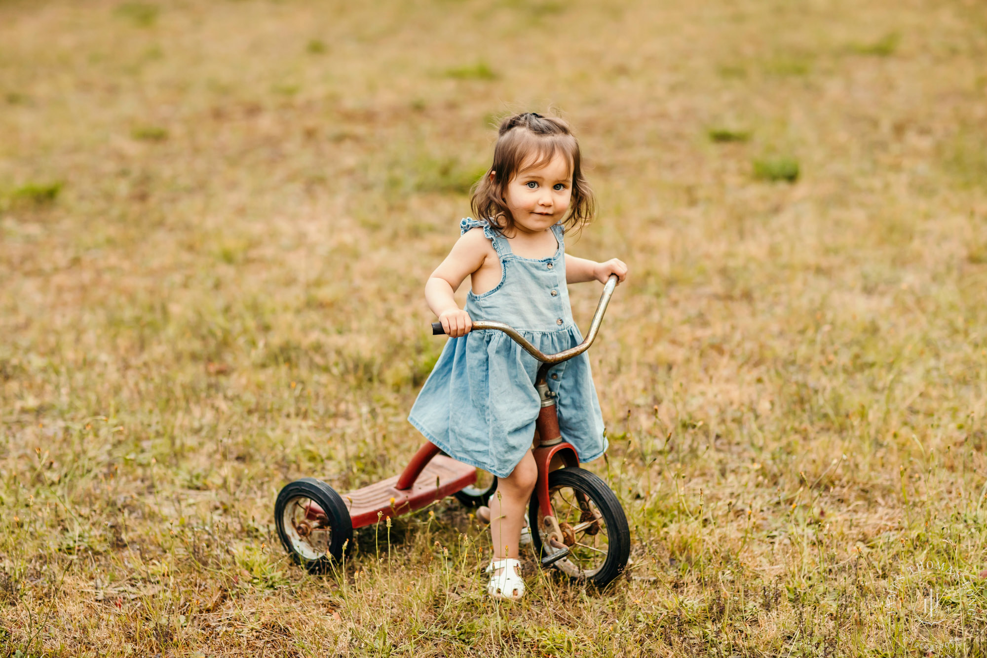 Snoqualmie family photography session by Snoqualmie family photographer James Thomas Long Photography