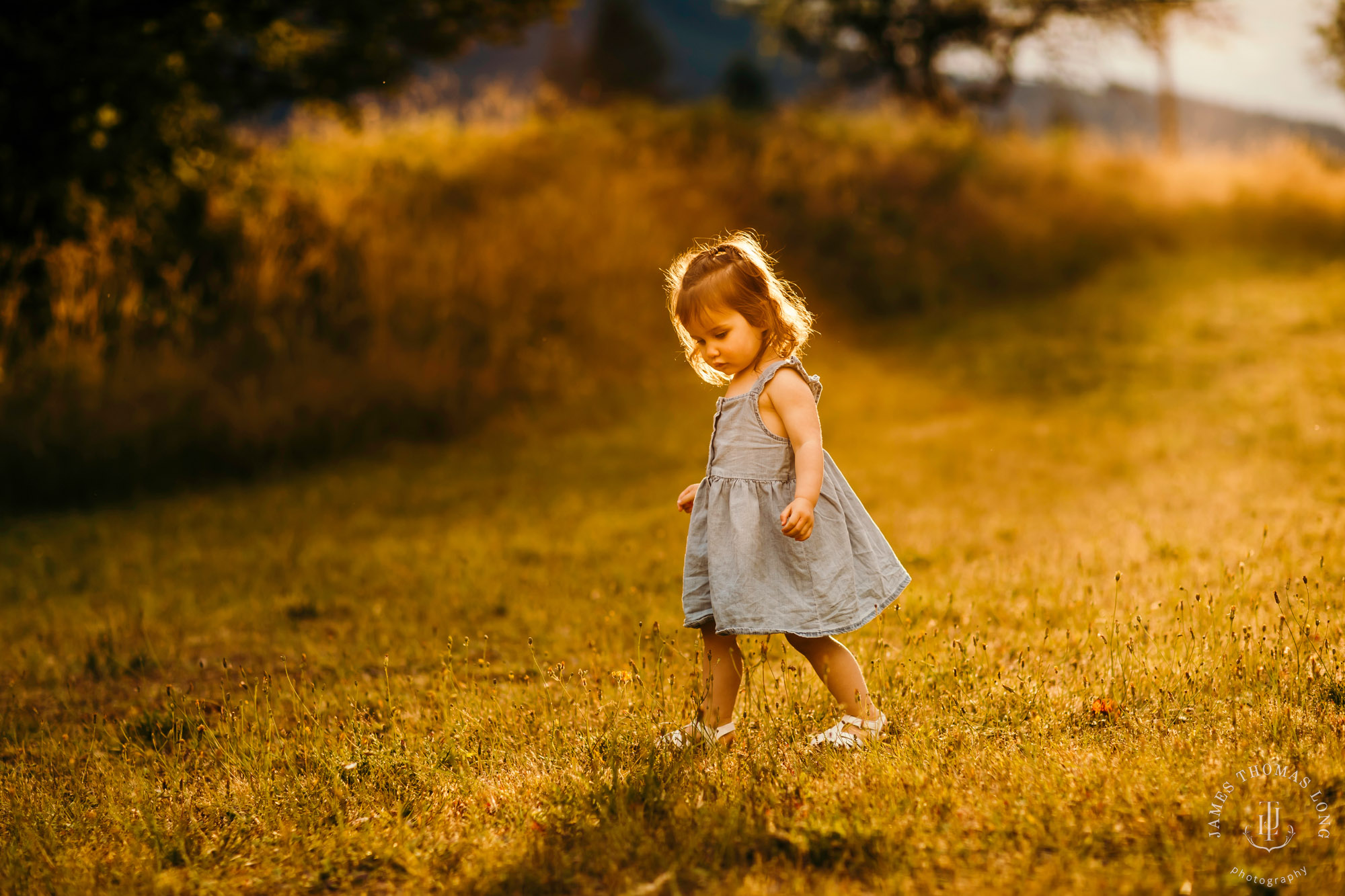 Snoqualmie family photography session by Snoqualmie family photographer James Thomas Long Photography