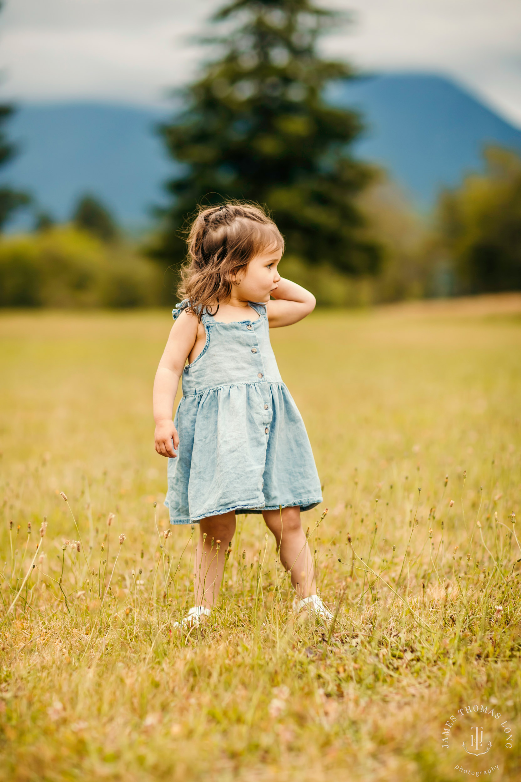 Snoqualmie family photography session by Snoqualmie family photographer James Thomas Long Photography