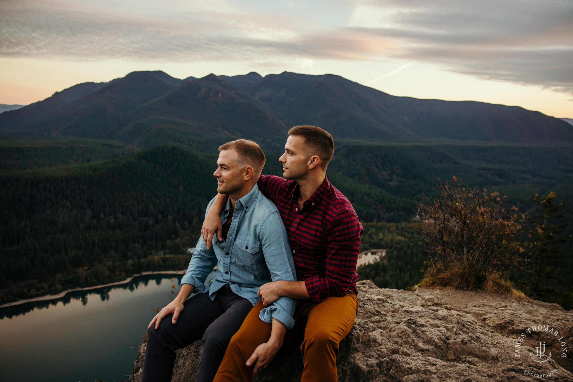 North Bend Snoqualmie adventure engagement by Snoqualmie adventure wedding and elopement photographer James Thomas Long Photography