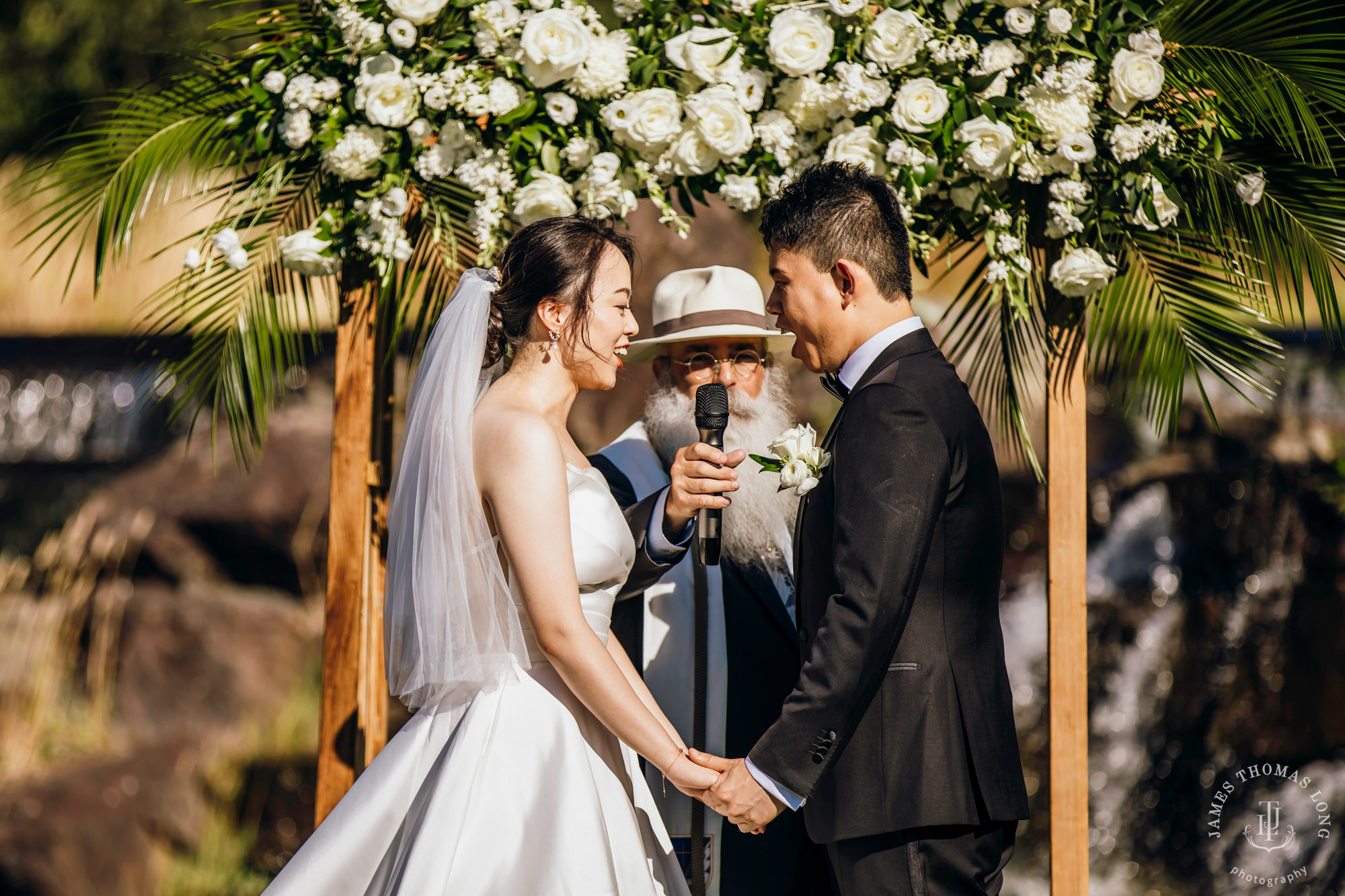 Echo Falls Snohomish wedding by Seattle wedding photographer James Thomas Long Photography