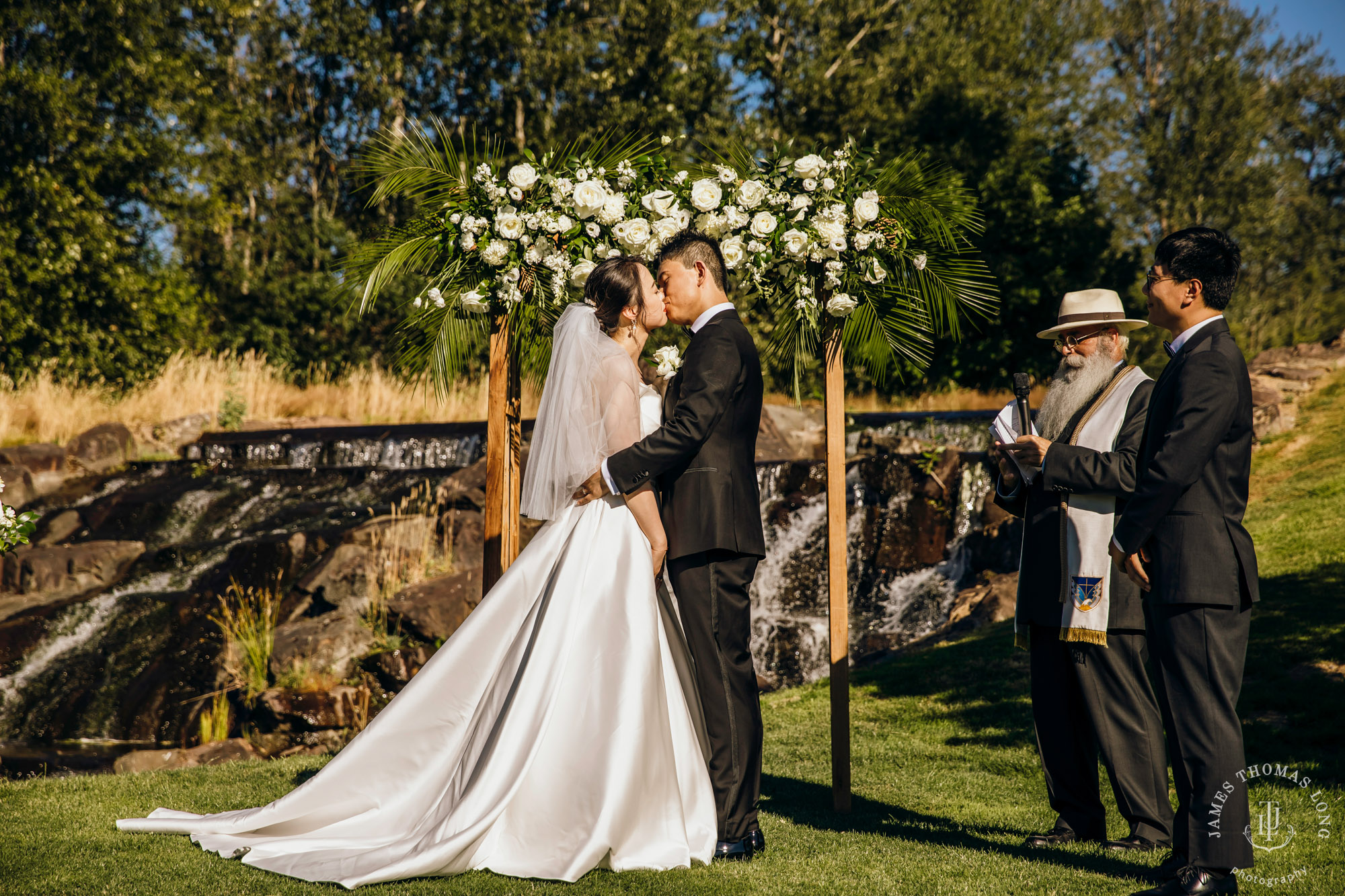 Echo Falls Snohomish wedding by Seattle wedding photographer James Thomas Long Photography